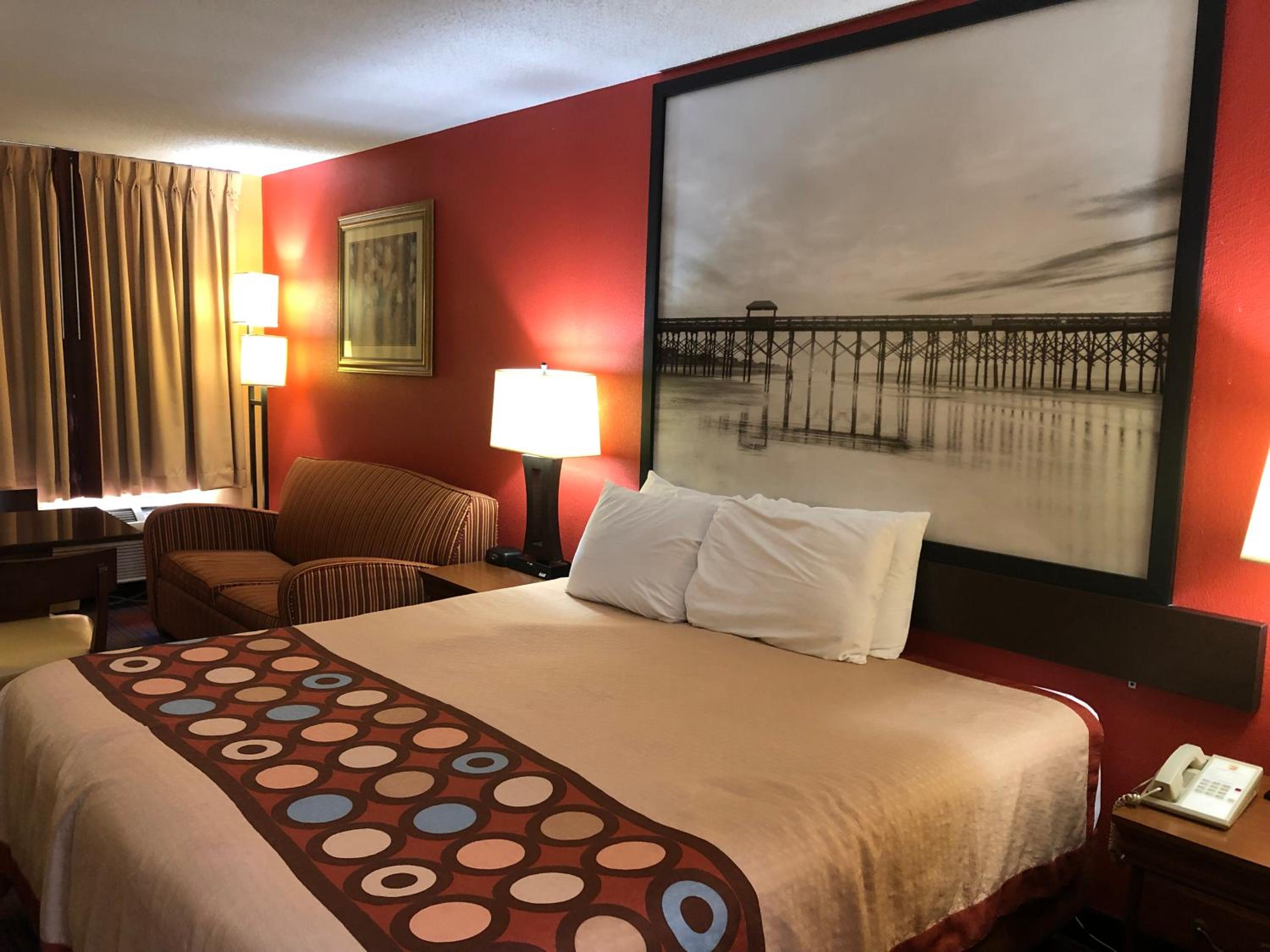 King Room - Non-Smoking - Photo 1