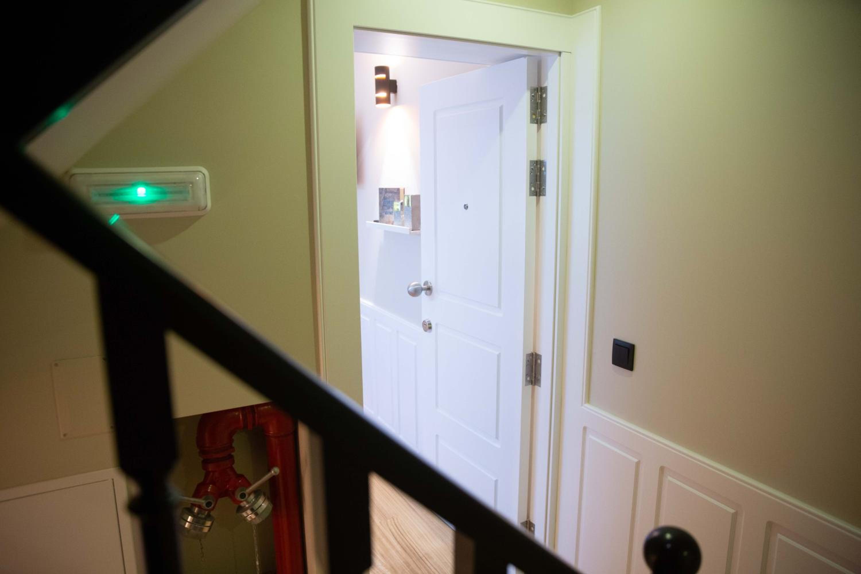 One-Bedroom Apartment - Photo 36