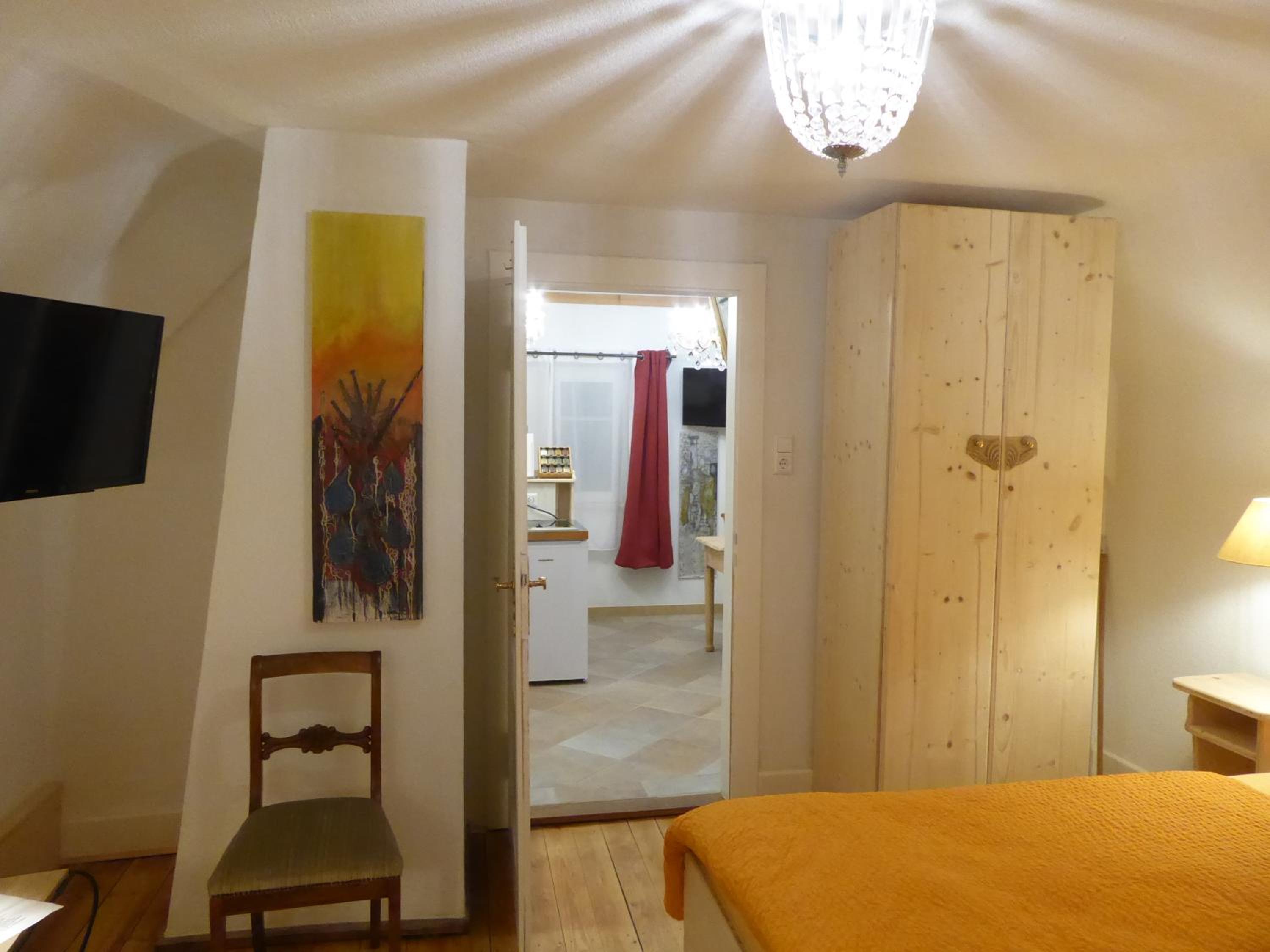 One-Bedroom Apartment - Photo 13