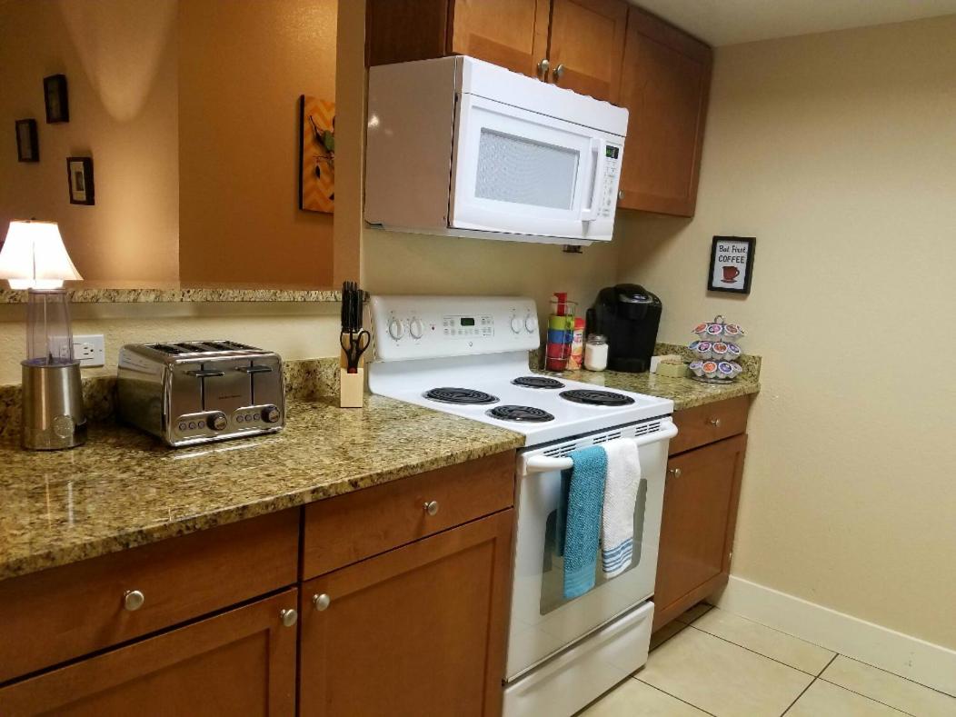 Two-Bedroom Apartment - Photo 10
