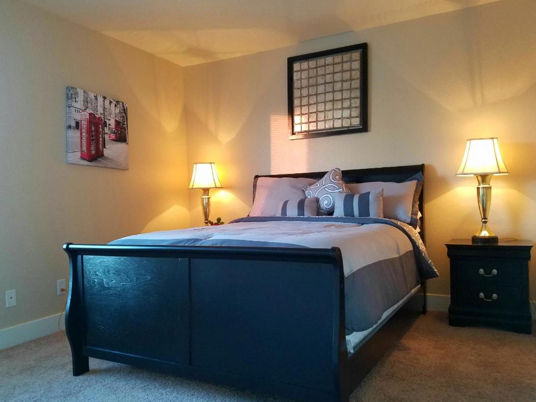 Two-Bedroom Apartment - Photo 7