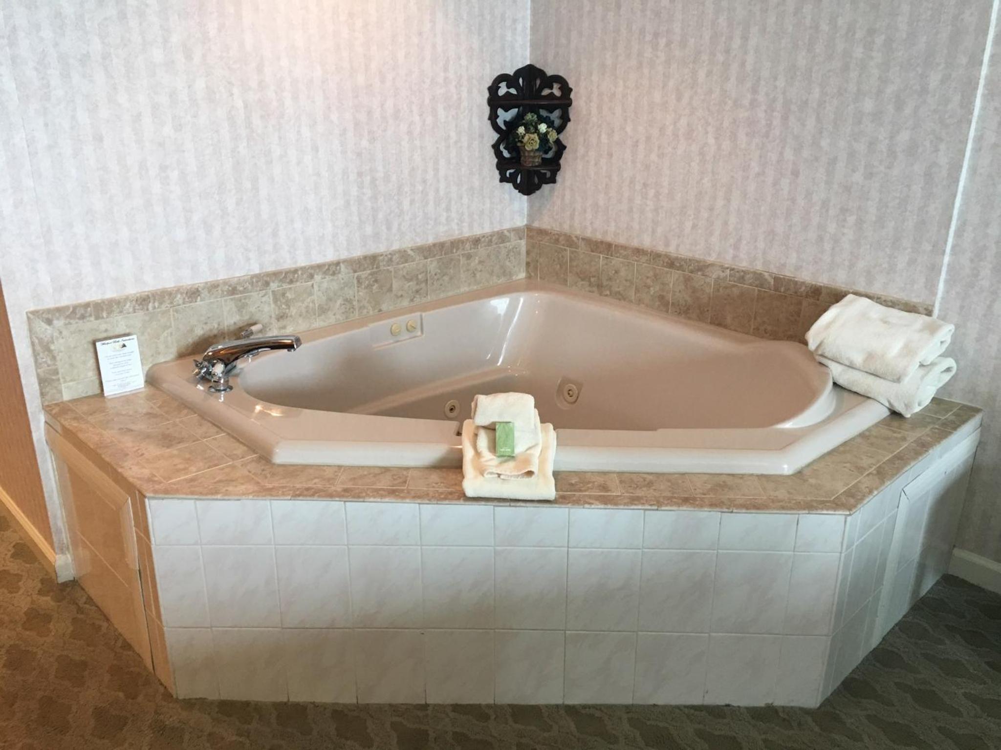 Concierge Deluxe Ocean Front with King Bed - Adult Level photo 3