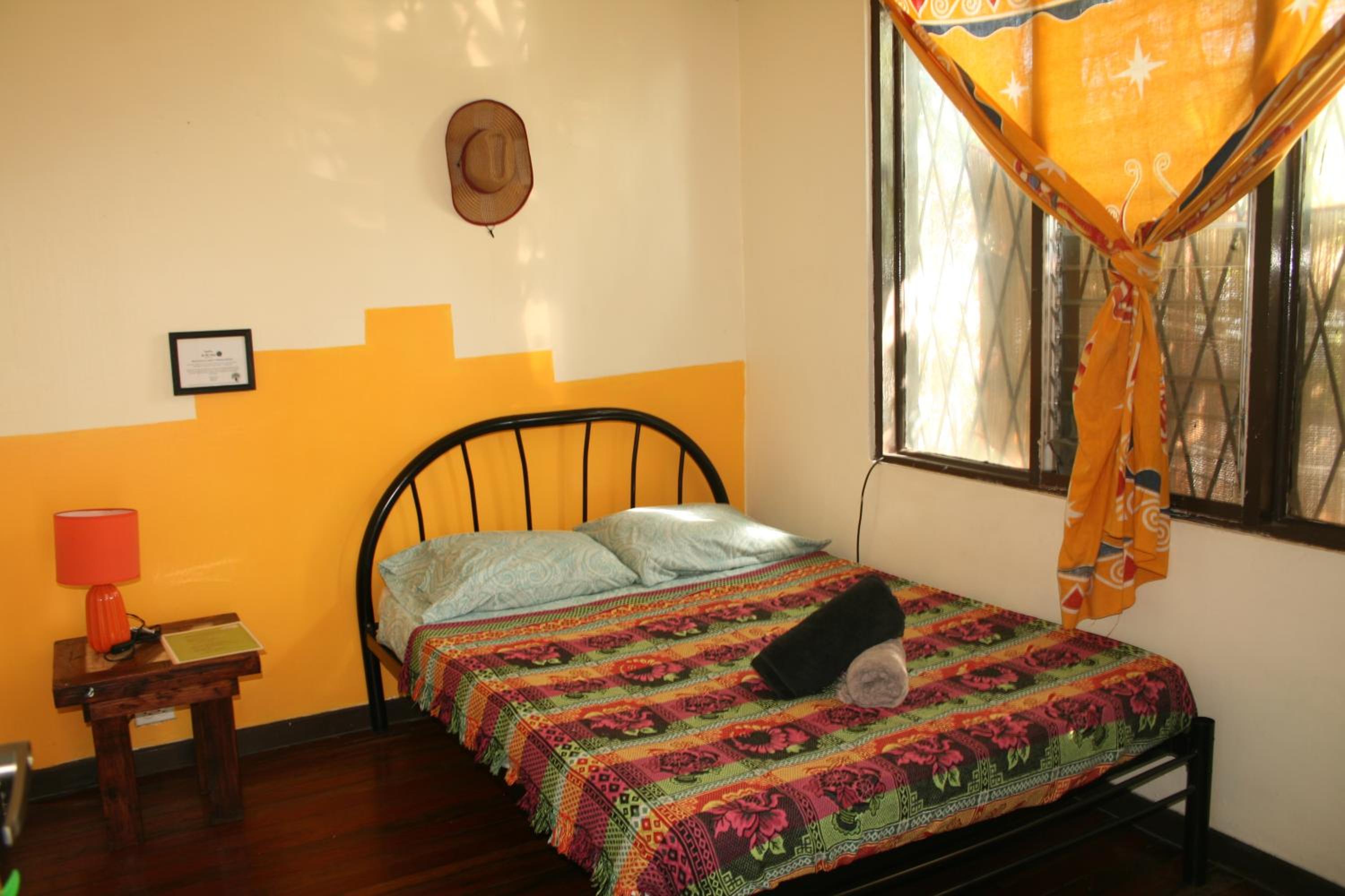Double Room with Shared Bathroom photo 2