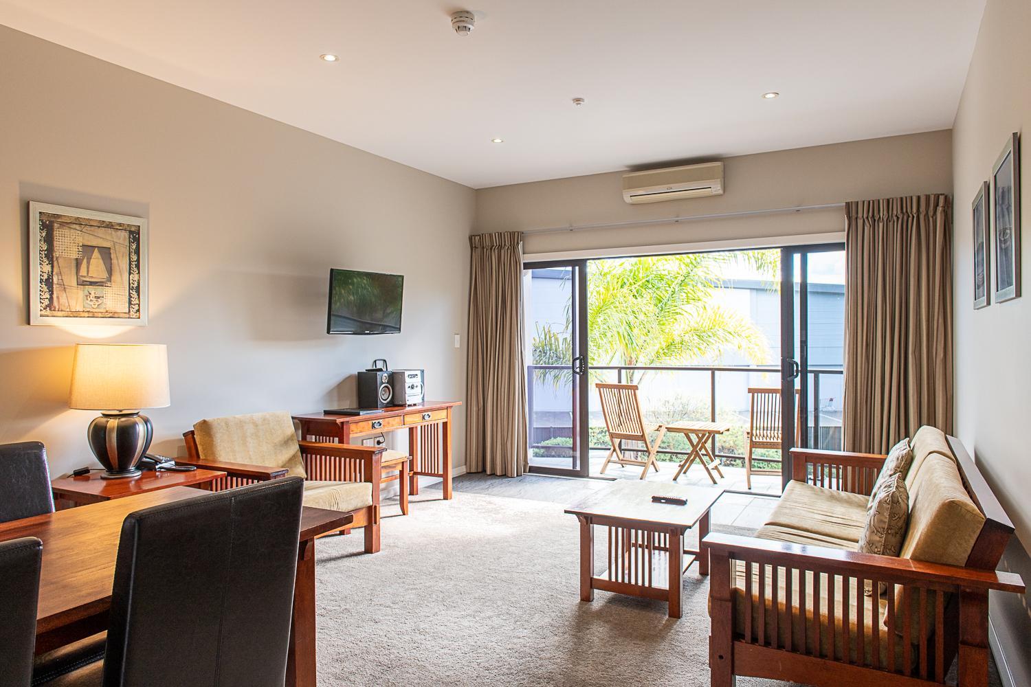 Standard One-Bedroom Apartment - Photo 5