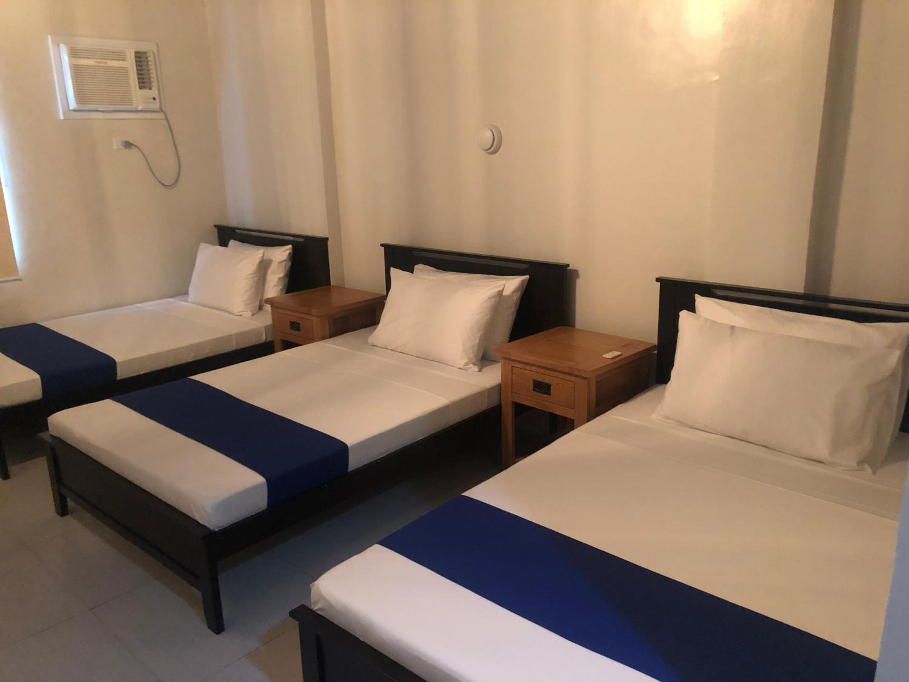 Standard Triple Room - Photo 6