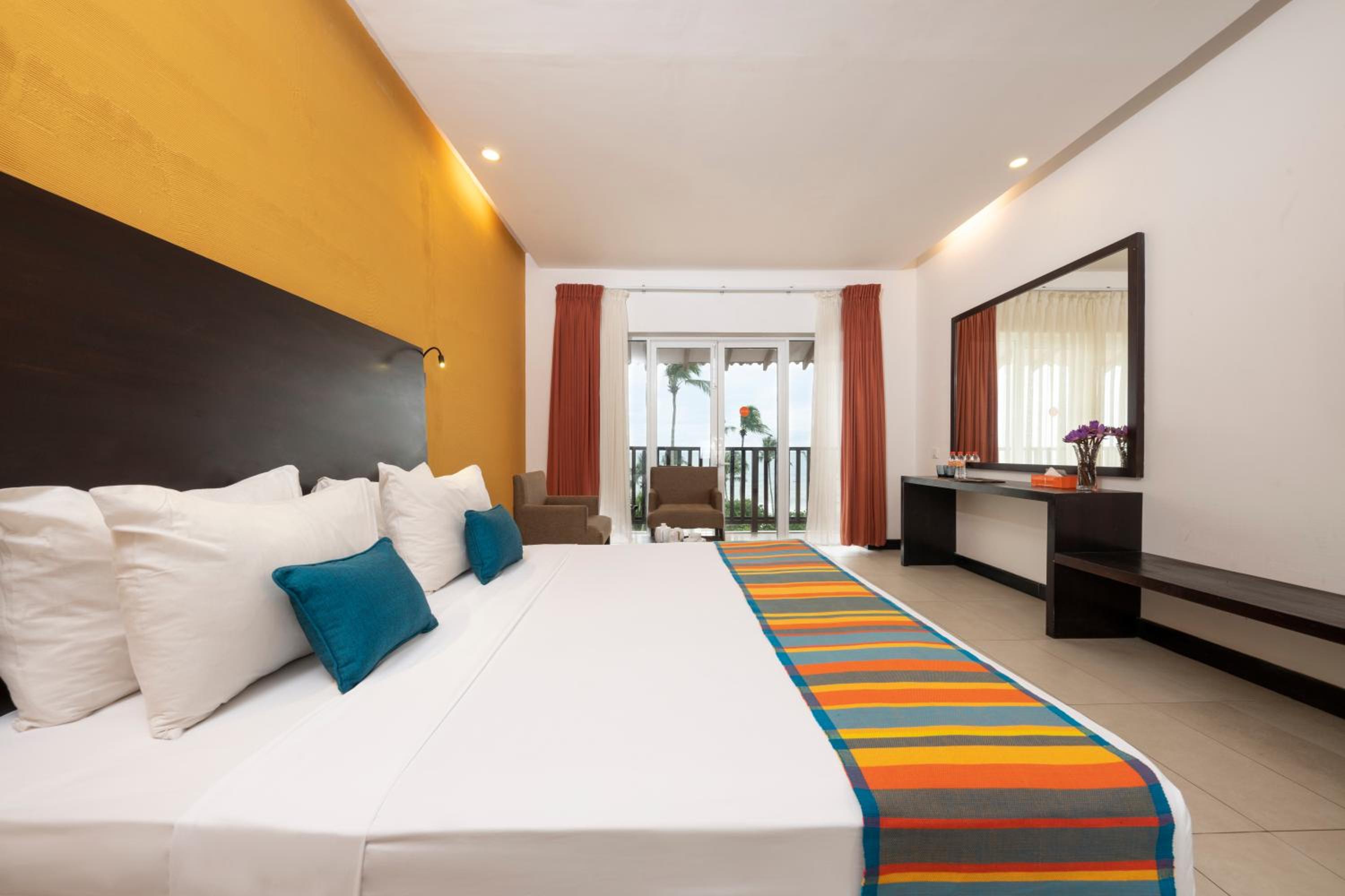 Superior Room with 15% F&B | Early check-in & Late check-out (upon availability) - Photo 1