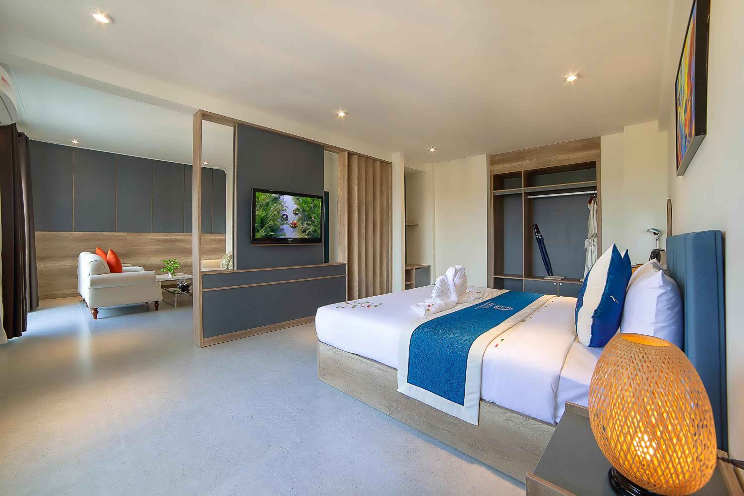 Suite photo 1