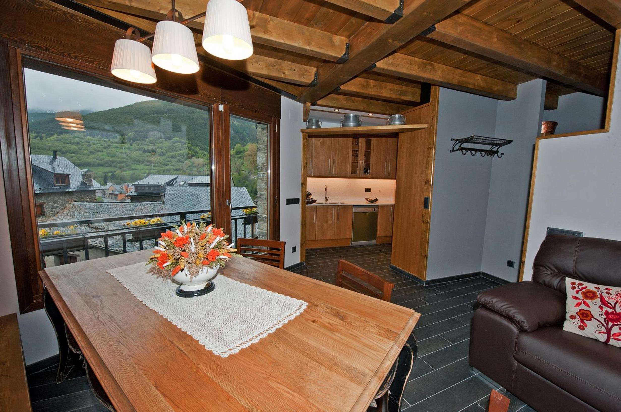 Three-Bedroom House photo 2
