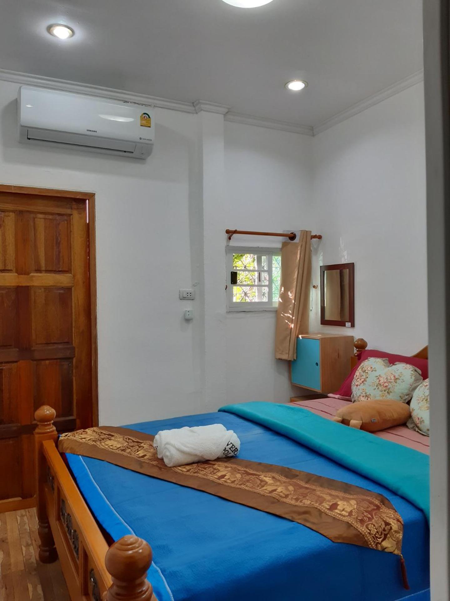 Economy Double Room photo 3