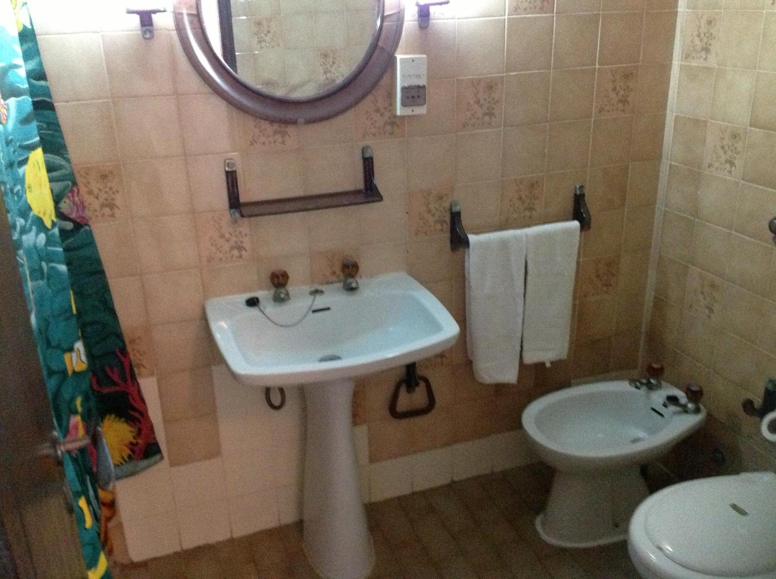Two-Bedroom Apartment - Photo 11