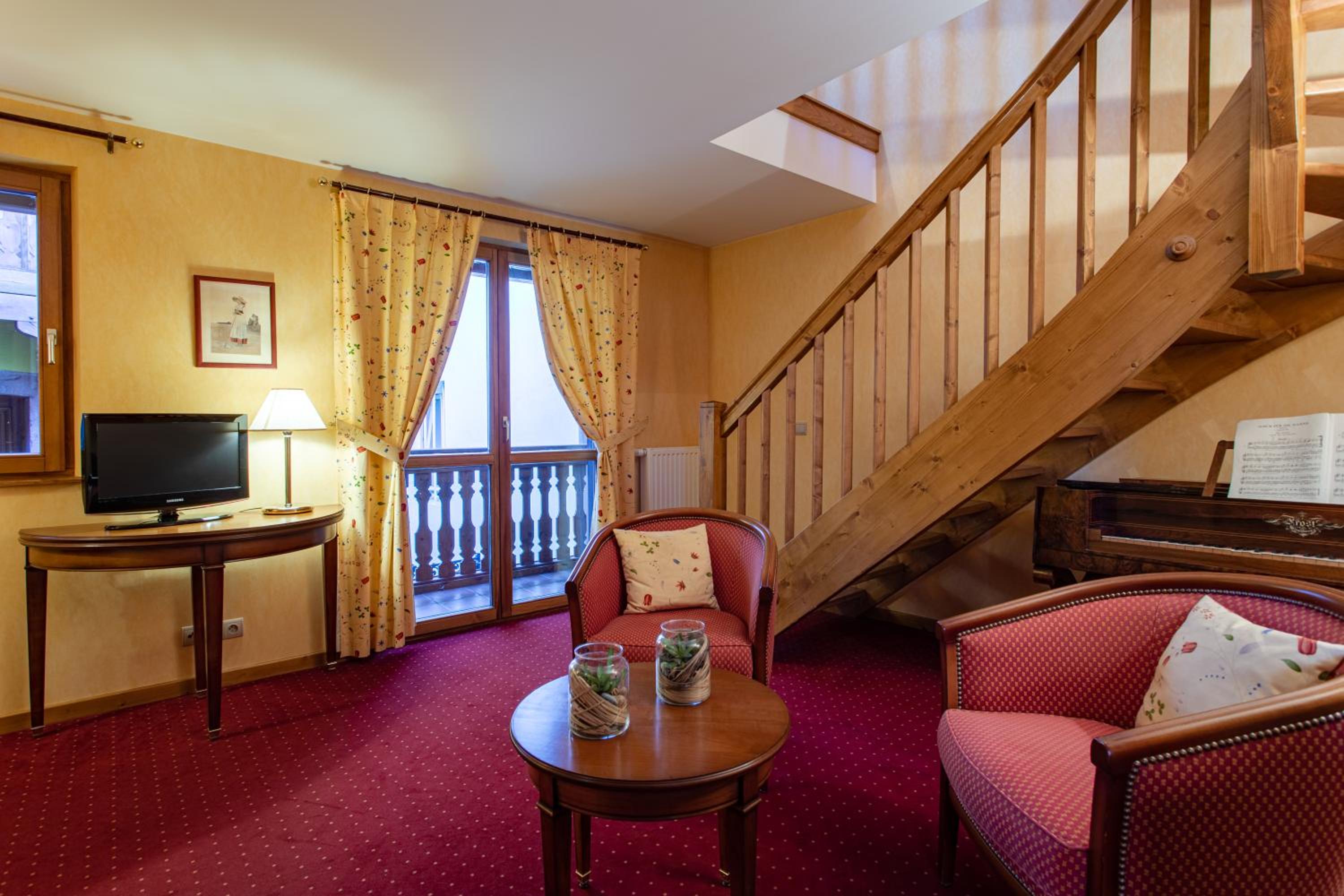 Suite - Photo 4