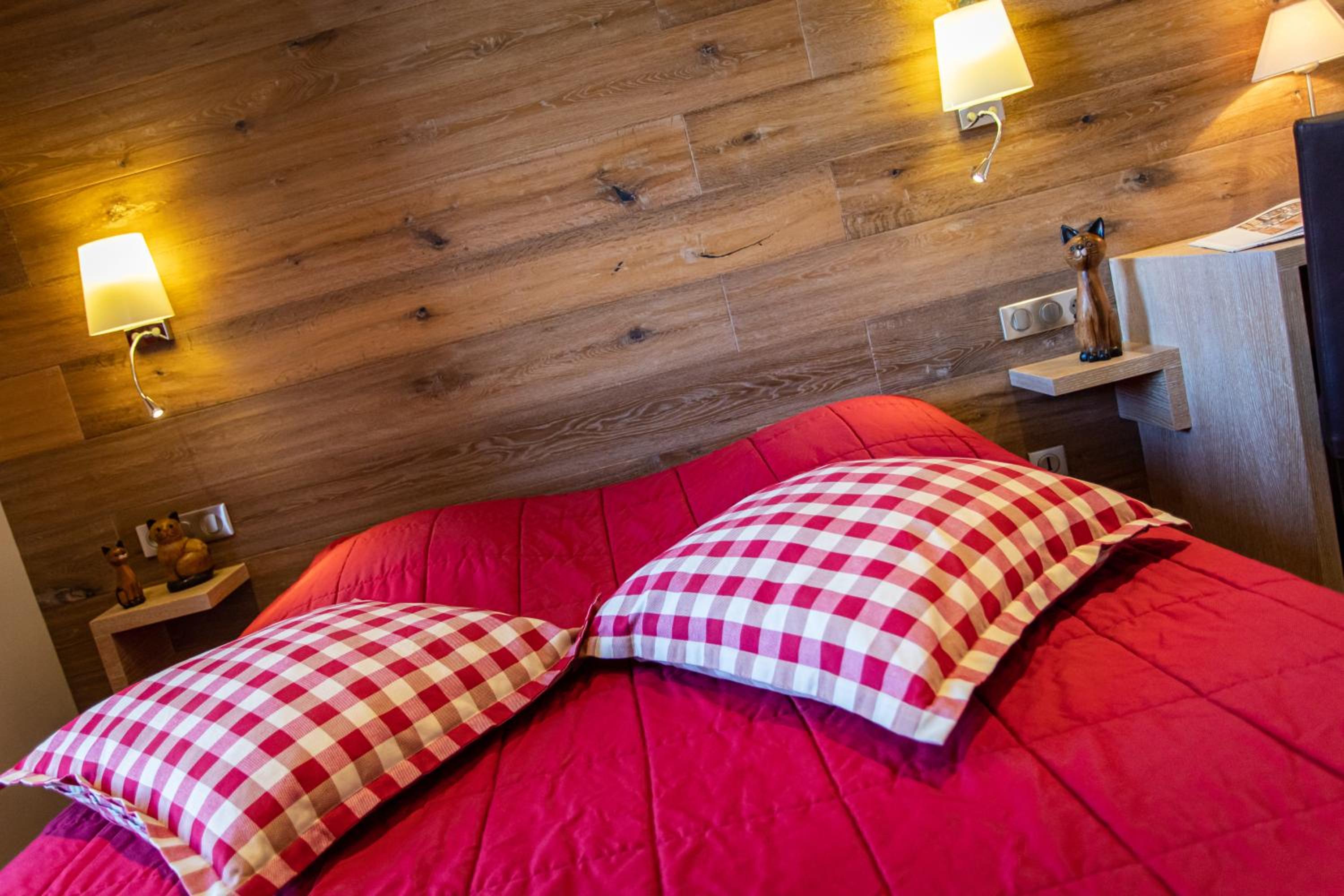 Standard Double or Twin Room - Photo 2