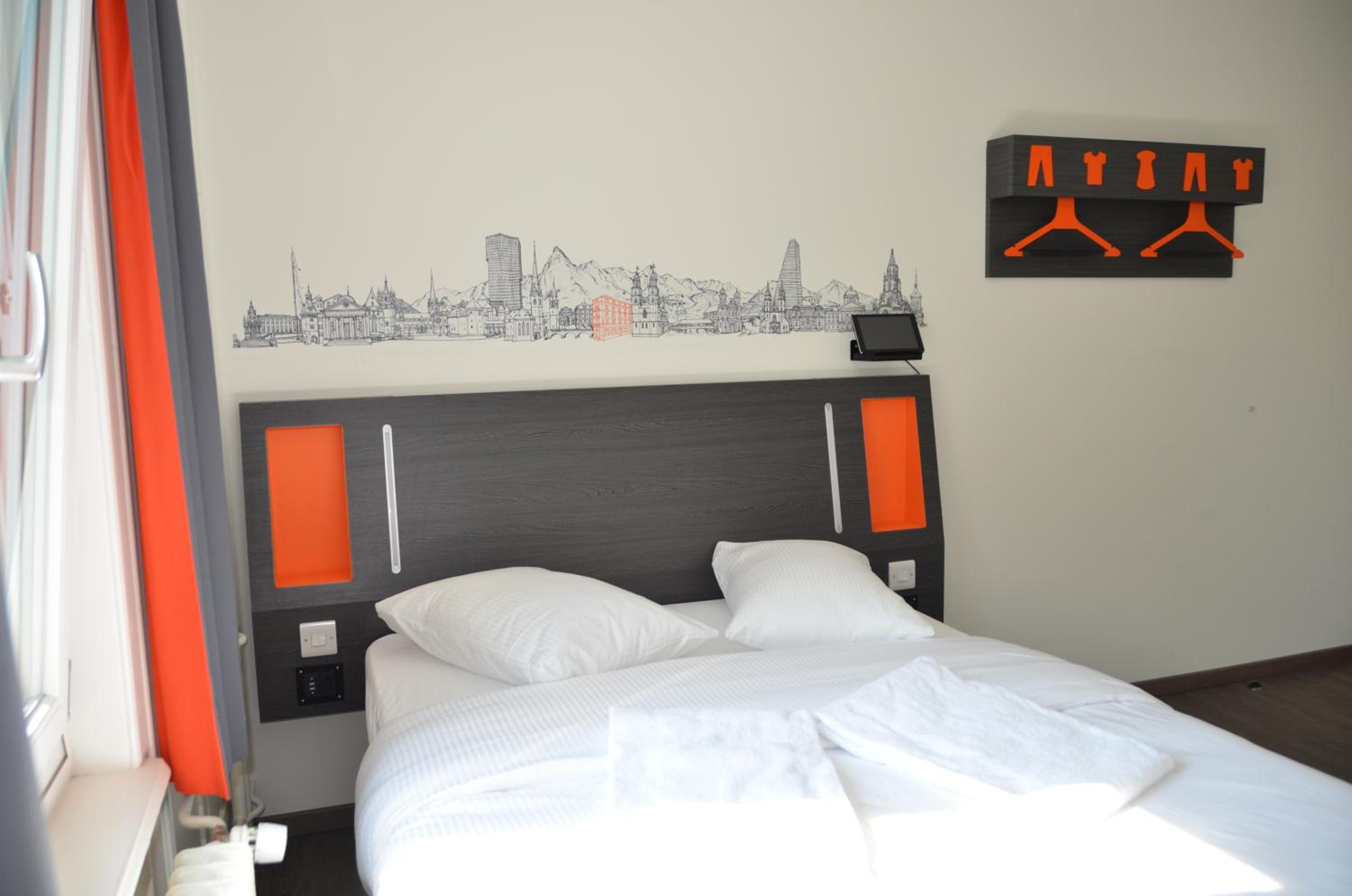 Double Room - Photo 7