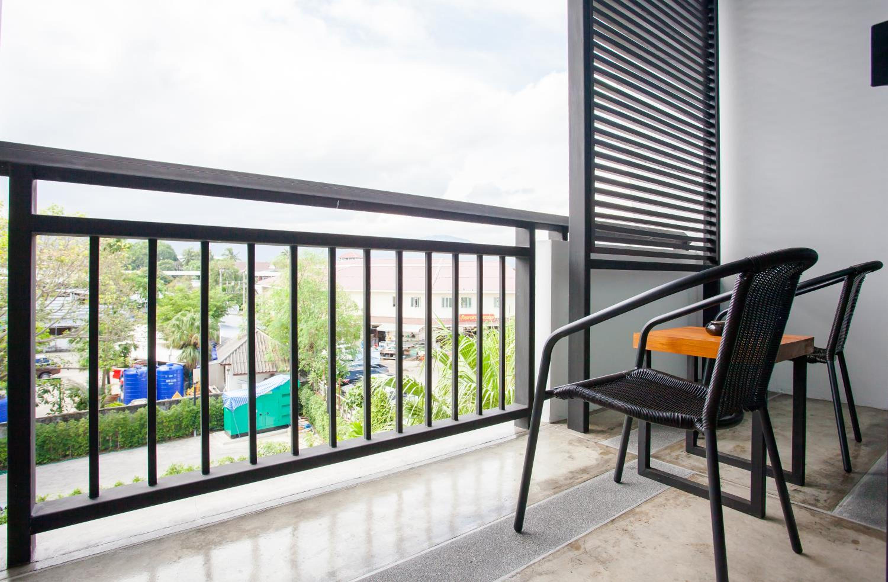 Triple Room with Pool View photo 3
