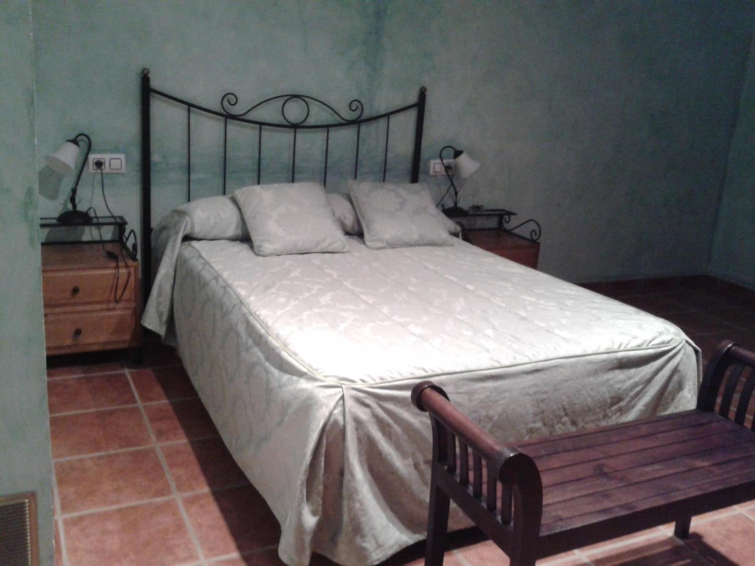 Double Room With Private Bathroom photo 2
