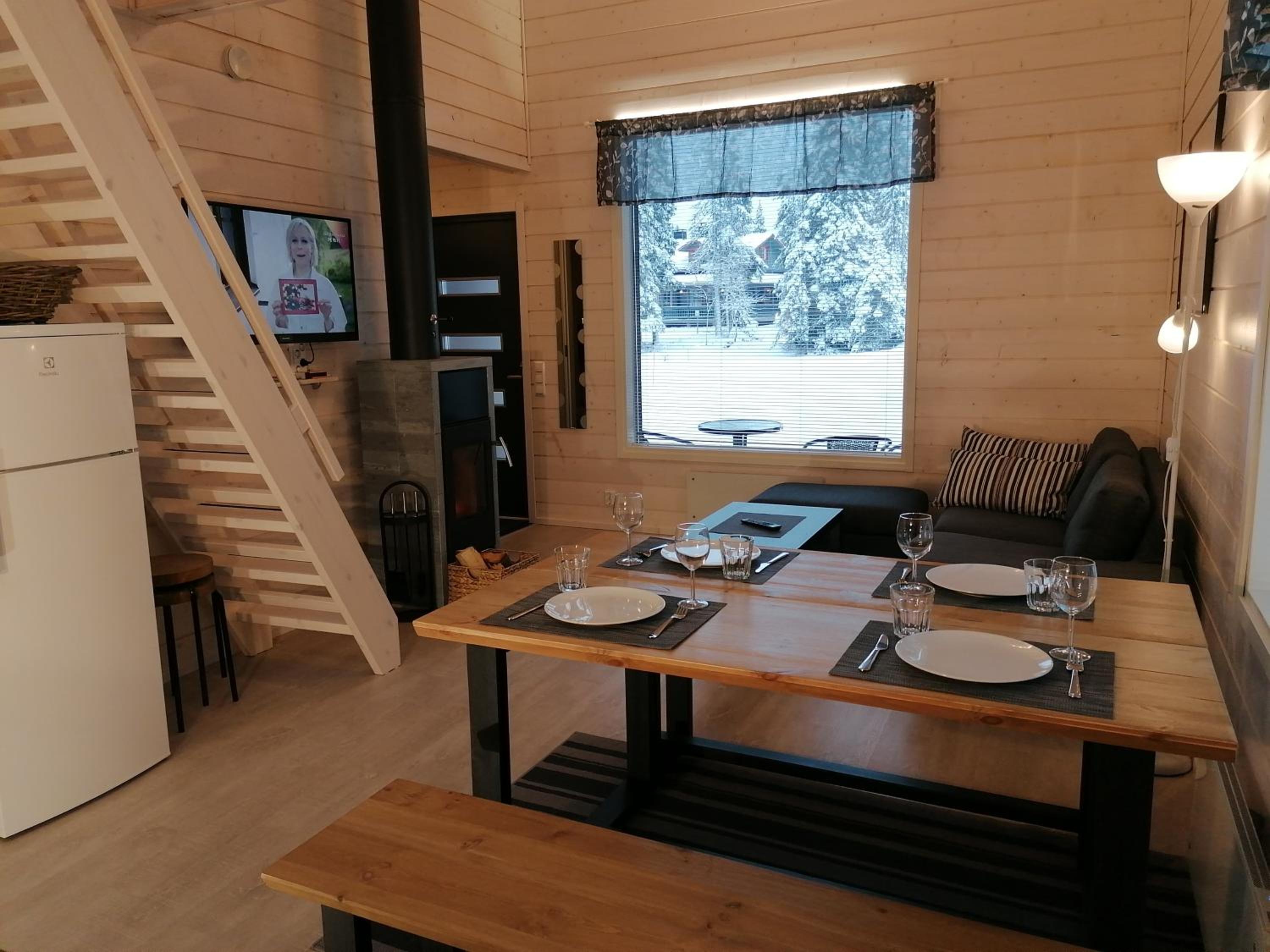 Apartment - Split Level - Photo 23
