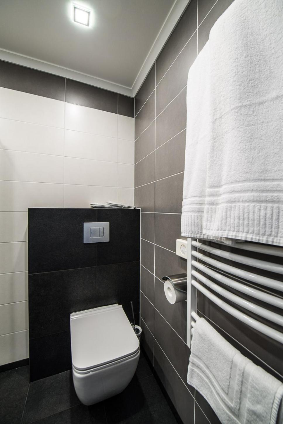 Small Double or Twin Room - Photo 5