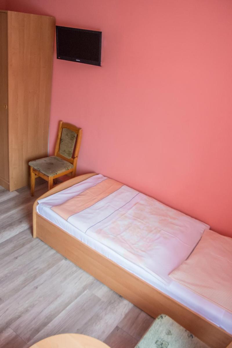 Double Room with Private Bathroom photo 2