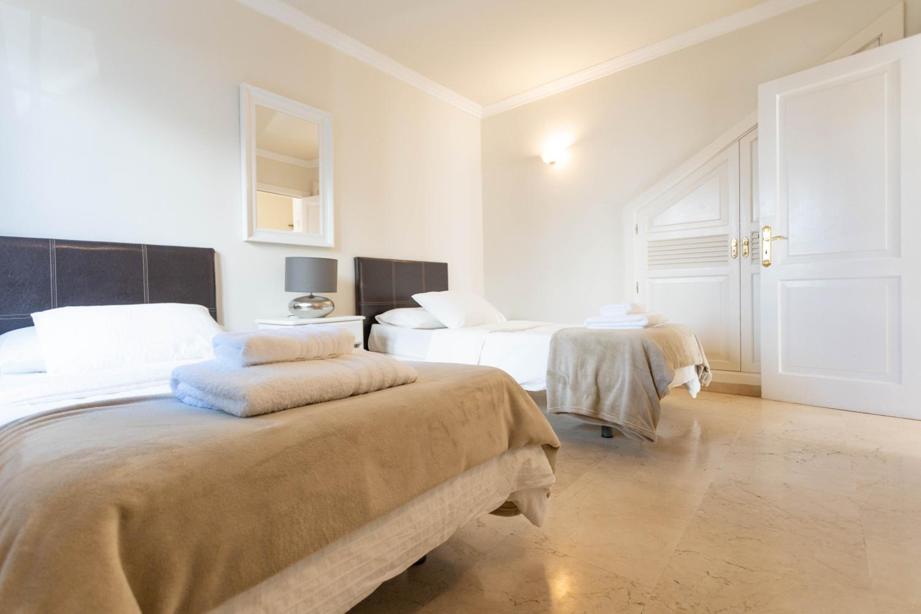 Villa de Dos Habitaciones