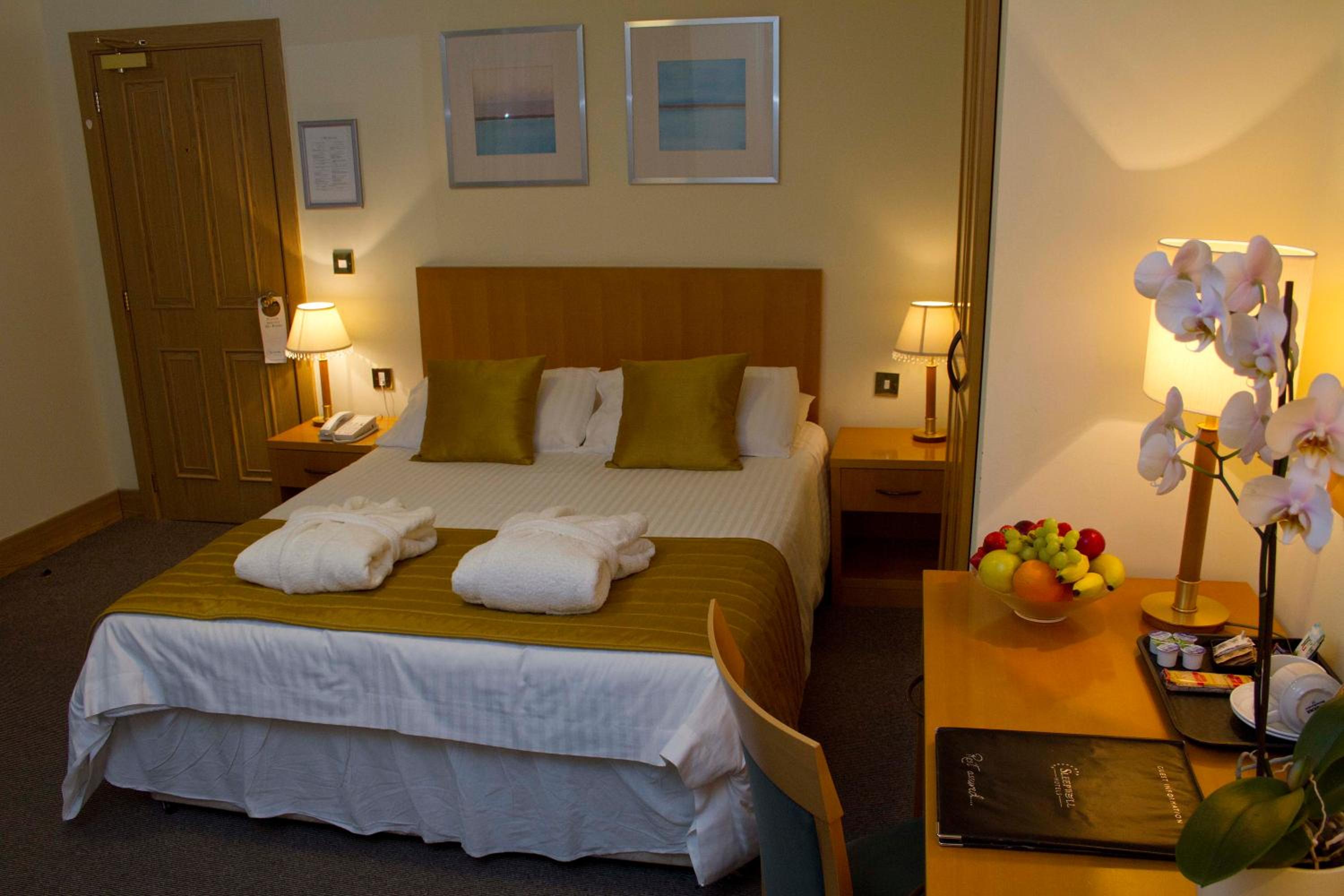 Standard Double Room - Photo 1