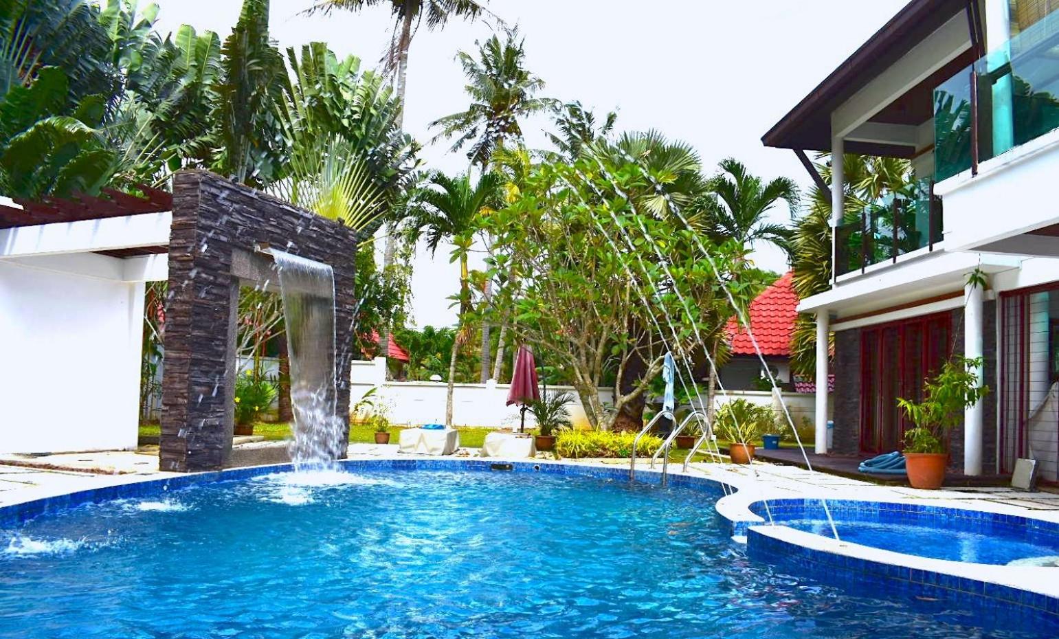 Villa with Sea View photo 1