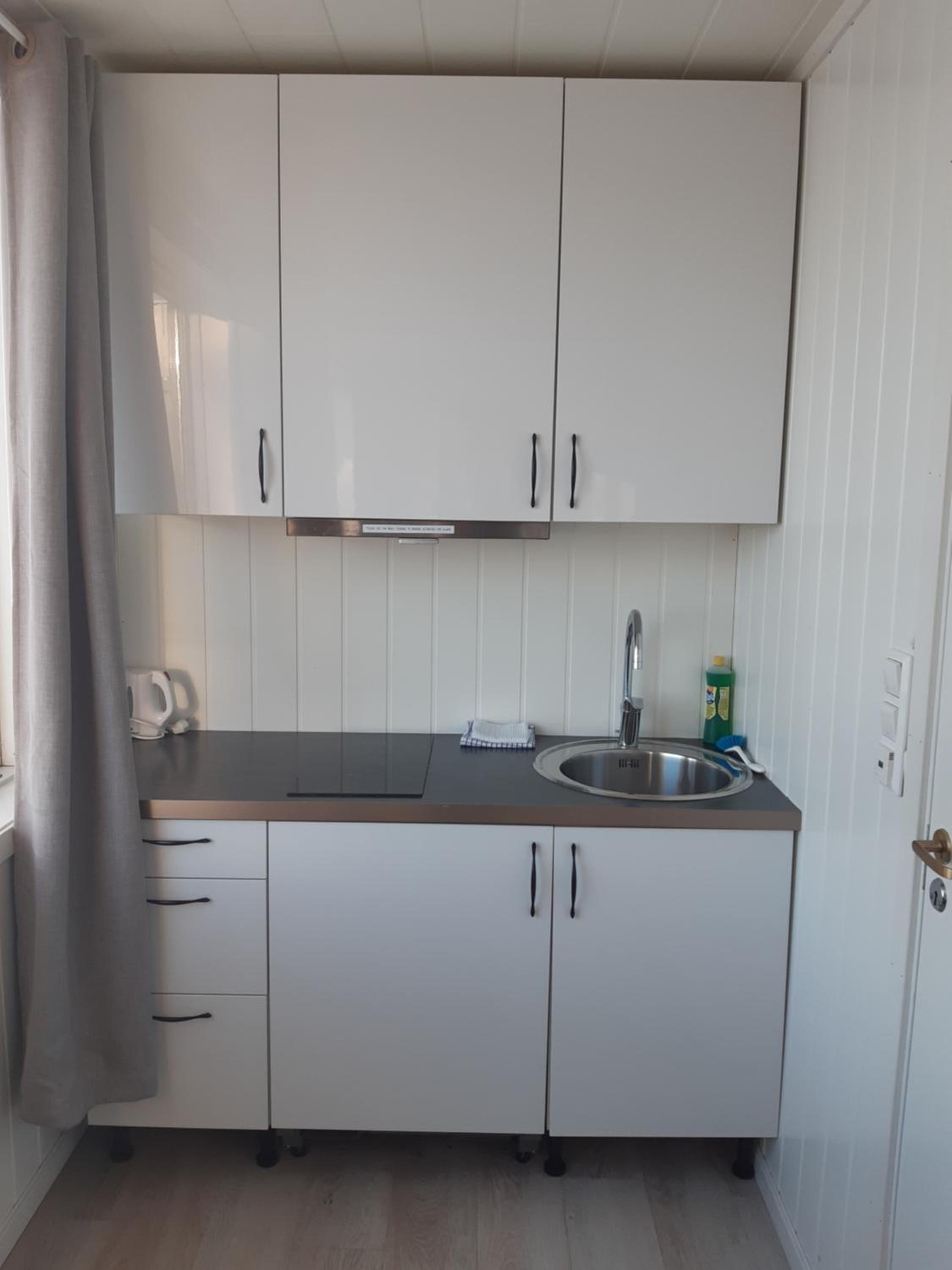 Twin Room With Kitchenette photo 3