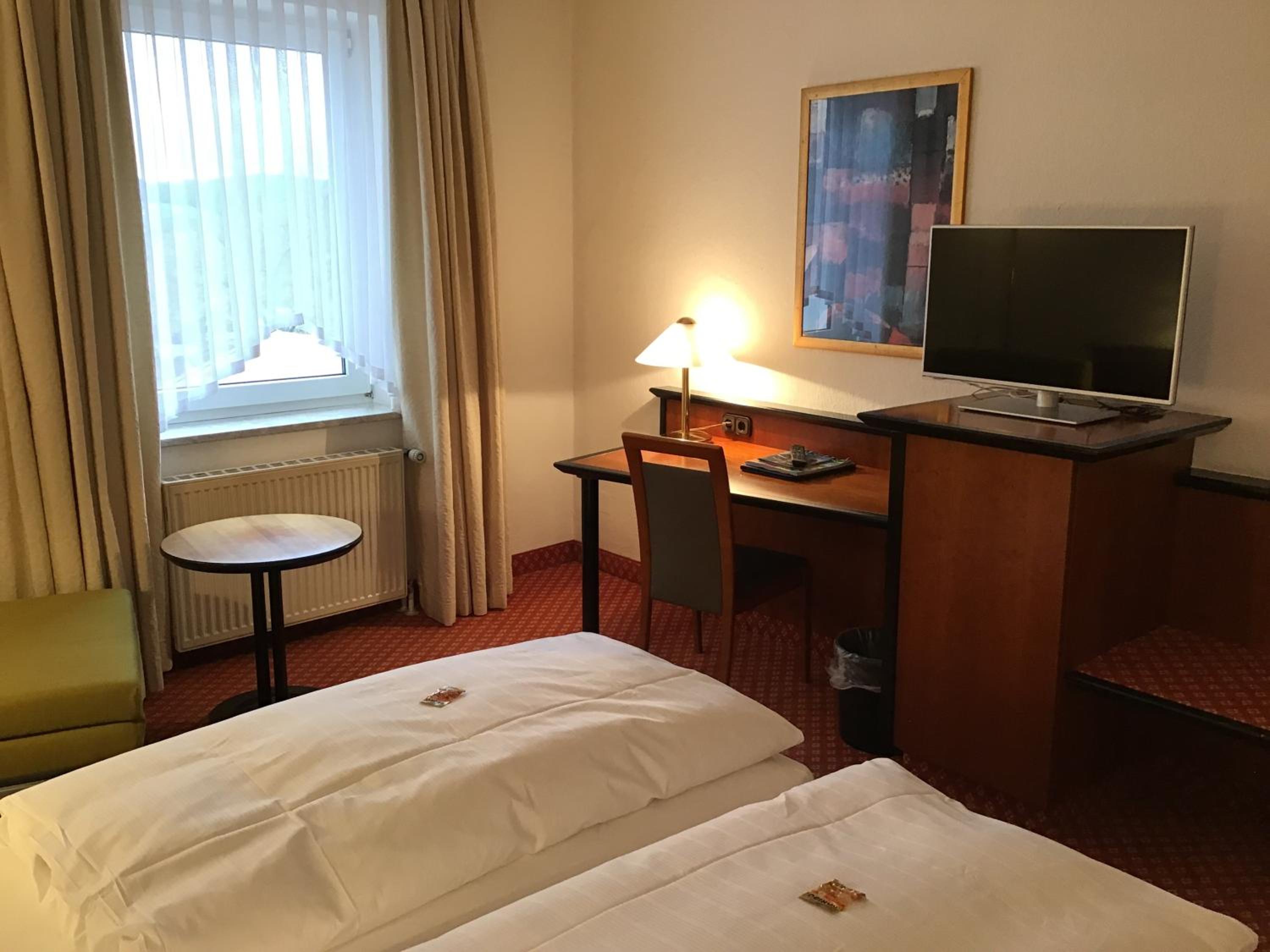 Double Room - Photo 10