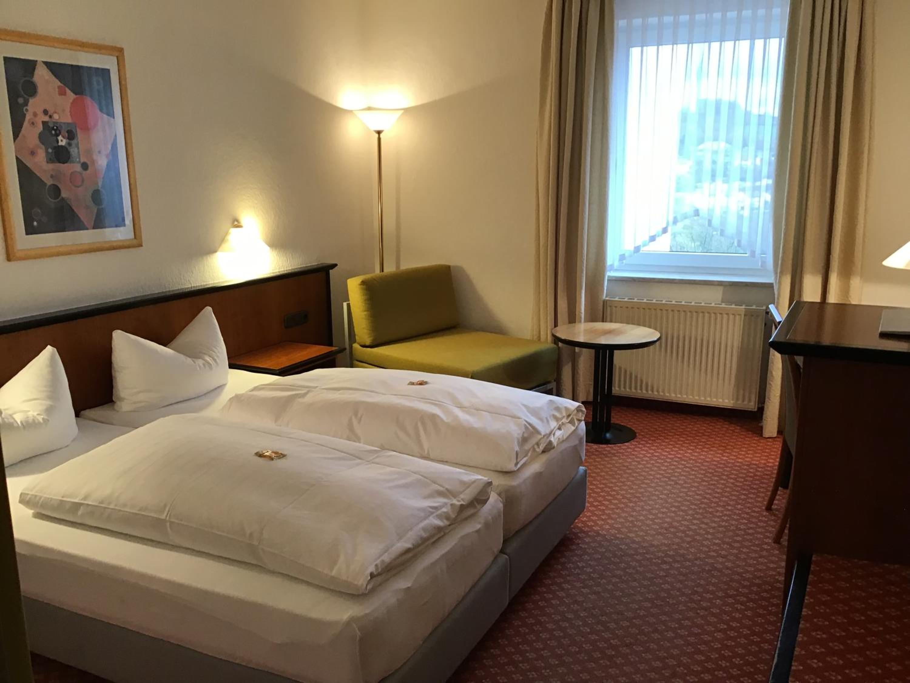 Double Room - Photo 16