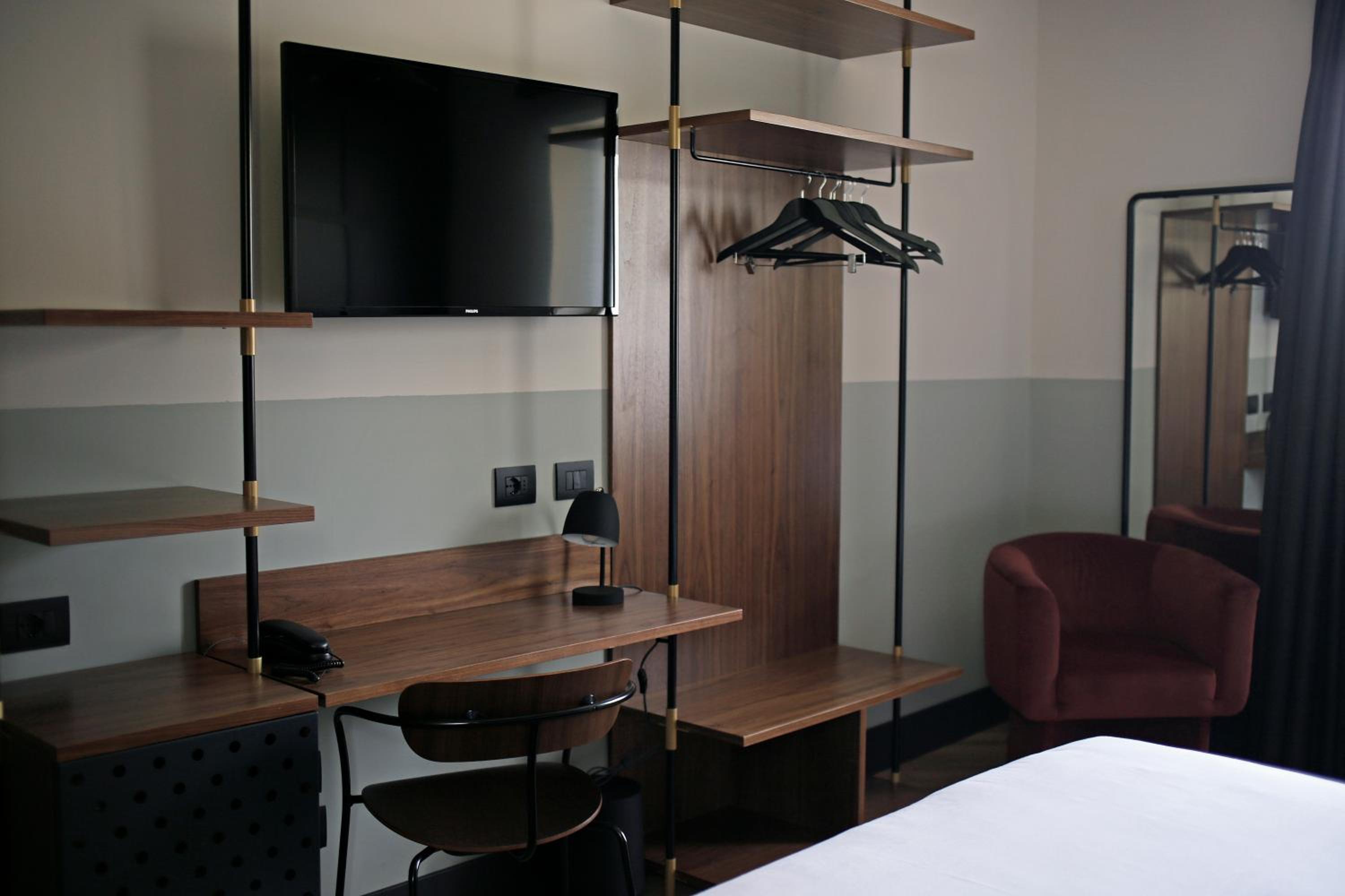 Comfy Room - Photo 6
