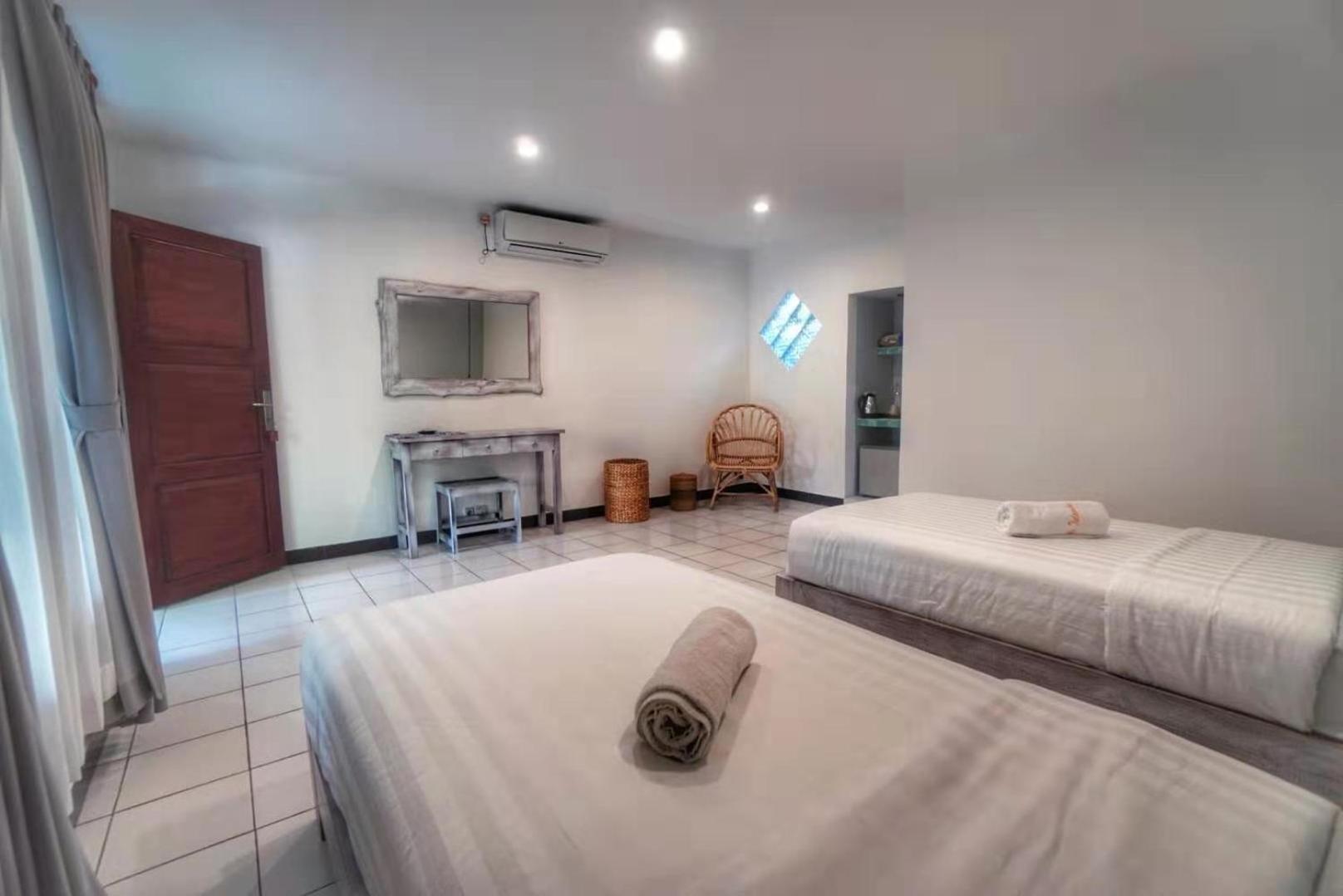 Standard Twin Room with Garden View