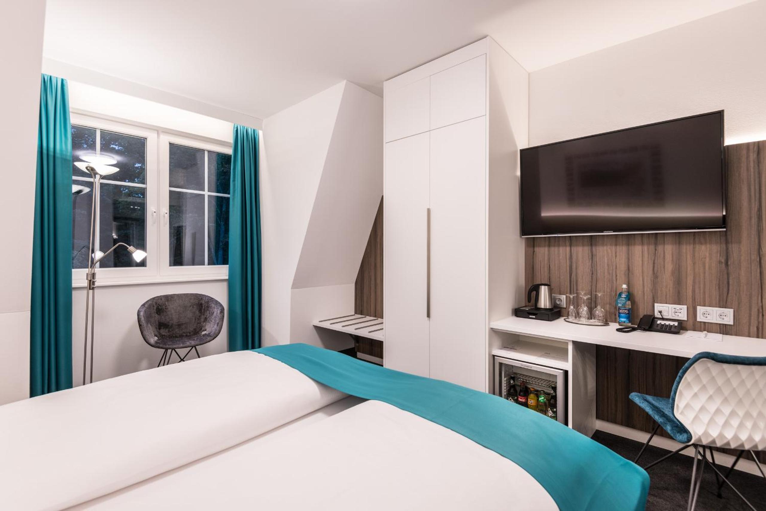 Double Room with Garden View - Photo 1