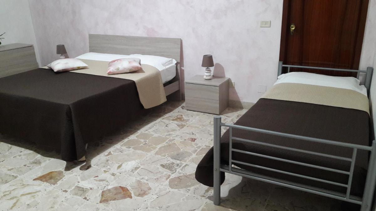 Triple Room with Balcony photo 2