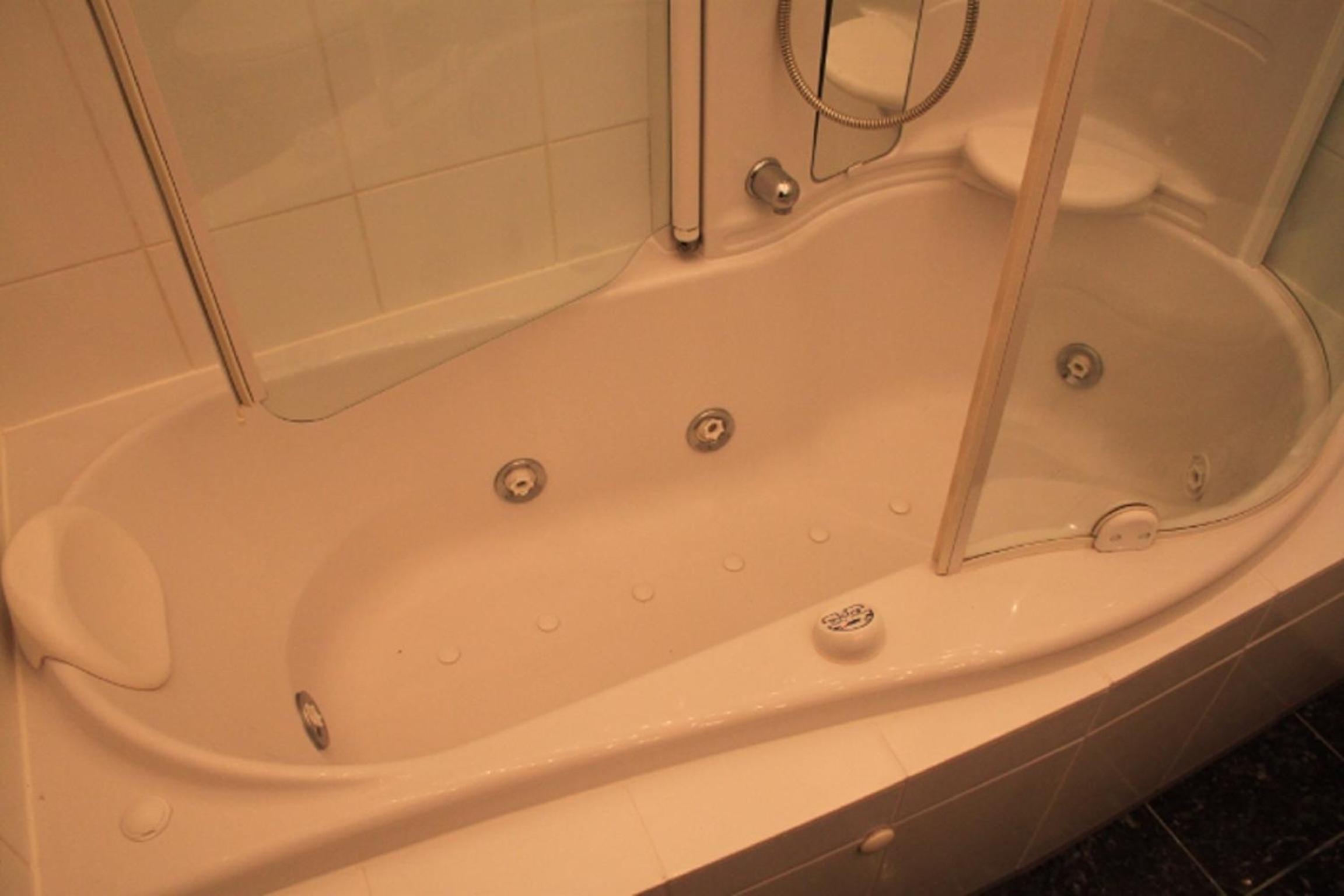 Apartment photo 3