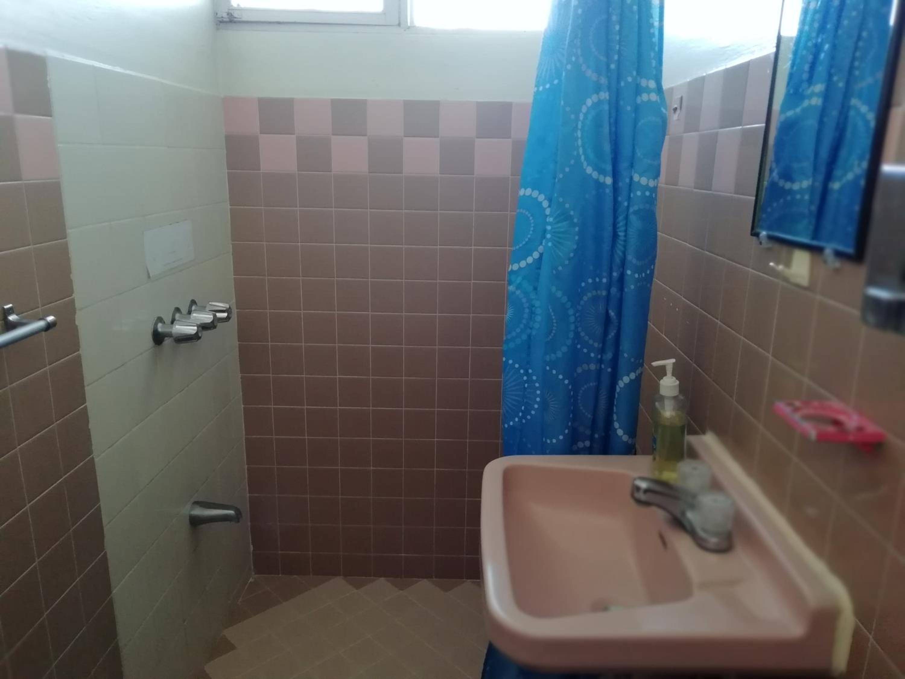 Double Room with Bathroom photo 2