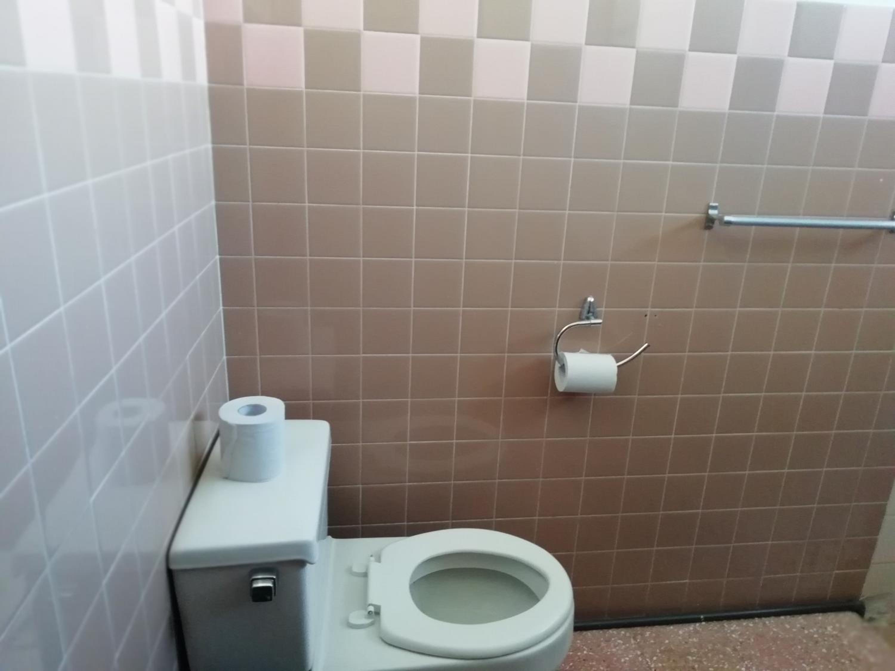 Double Room with Bathroom photo 2