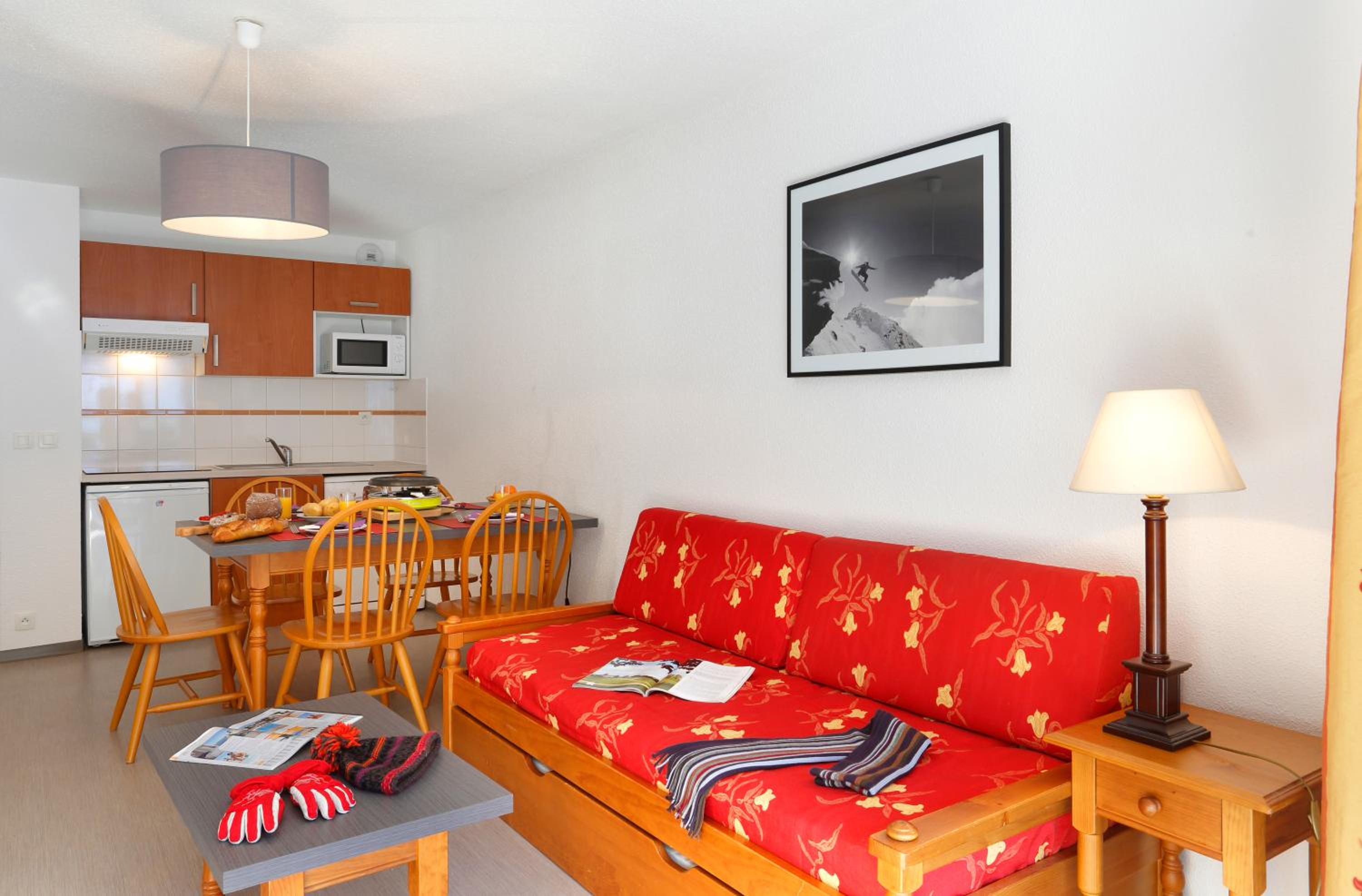 One-Bedroom Apartment