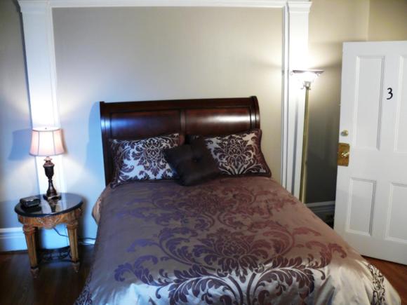 Queen Suite photo 1