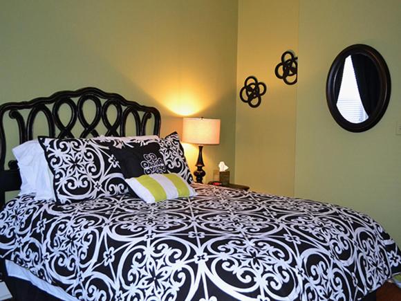 Deluxe Queen Suite