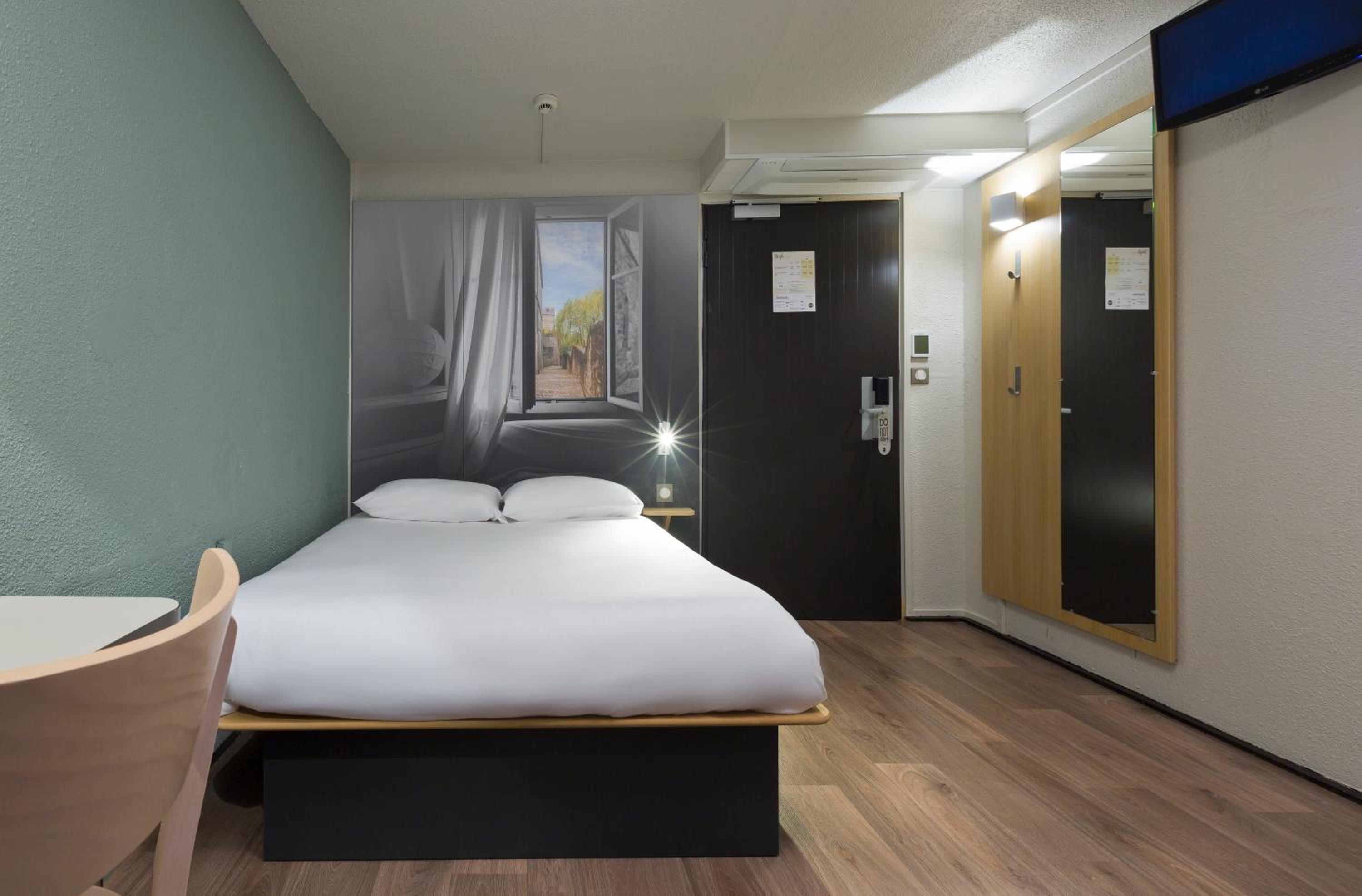 Double Room - Disability Access - Photo 4