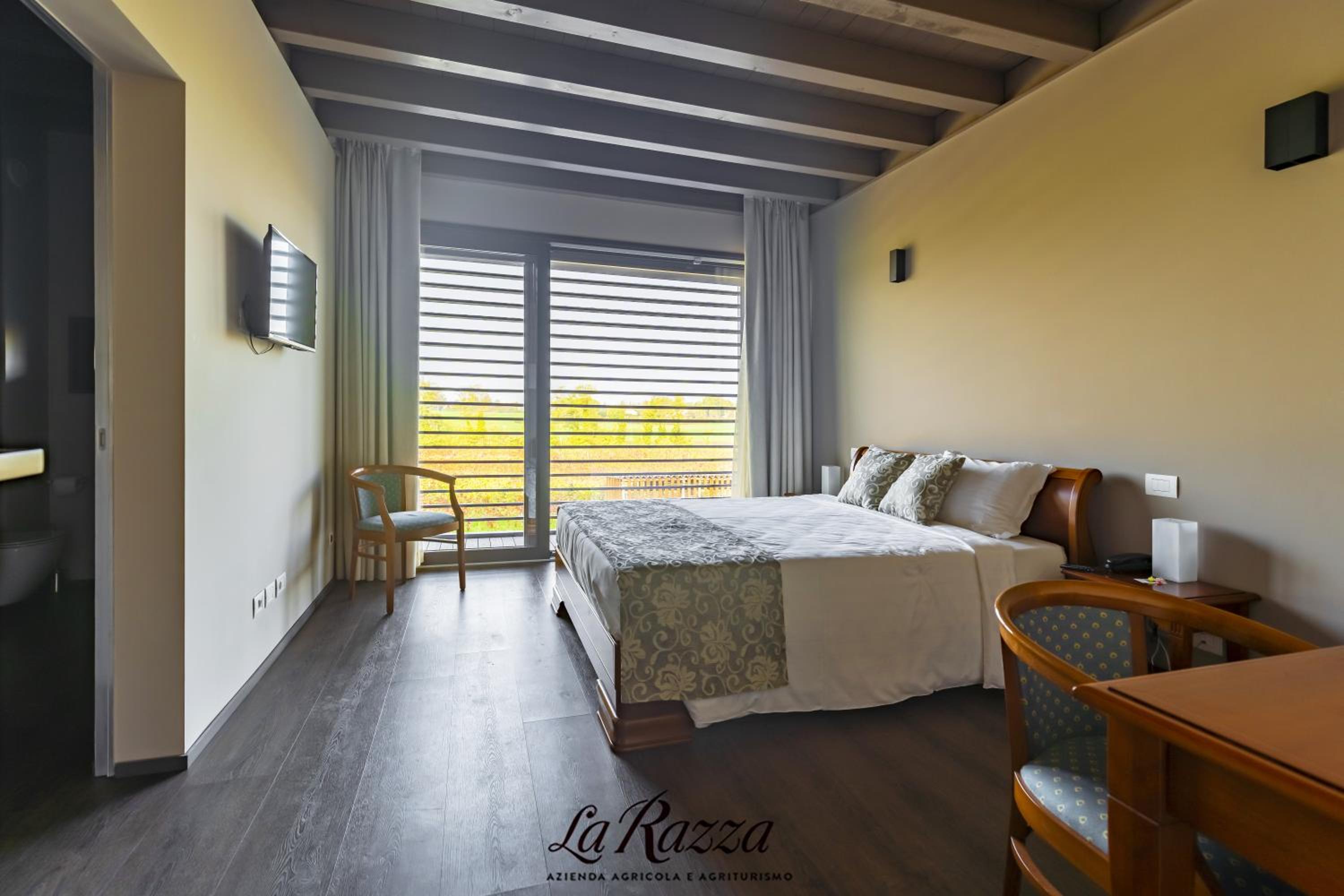 Superior Double Room - Photo 1