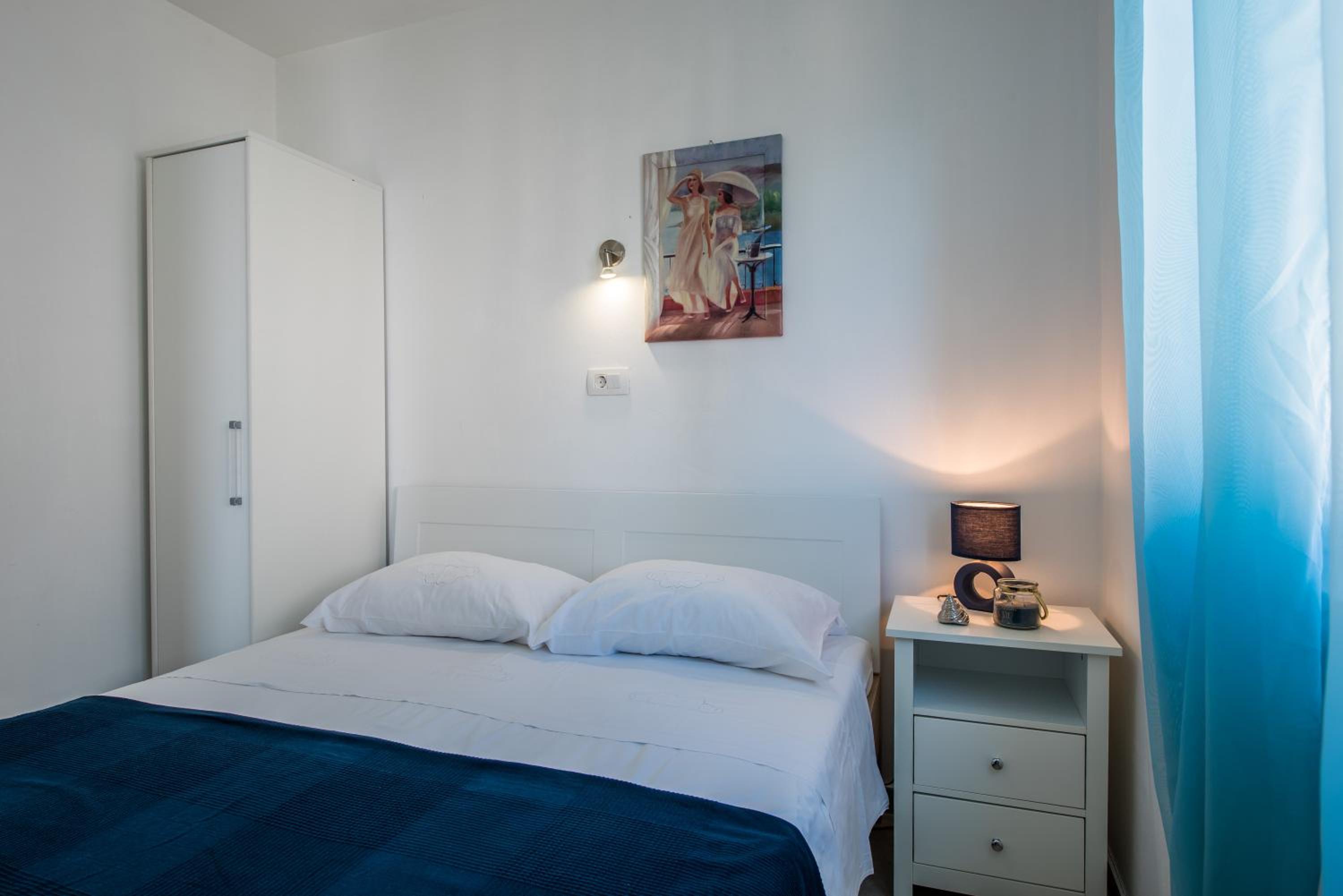 Apartment With Sea View