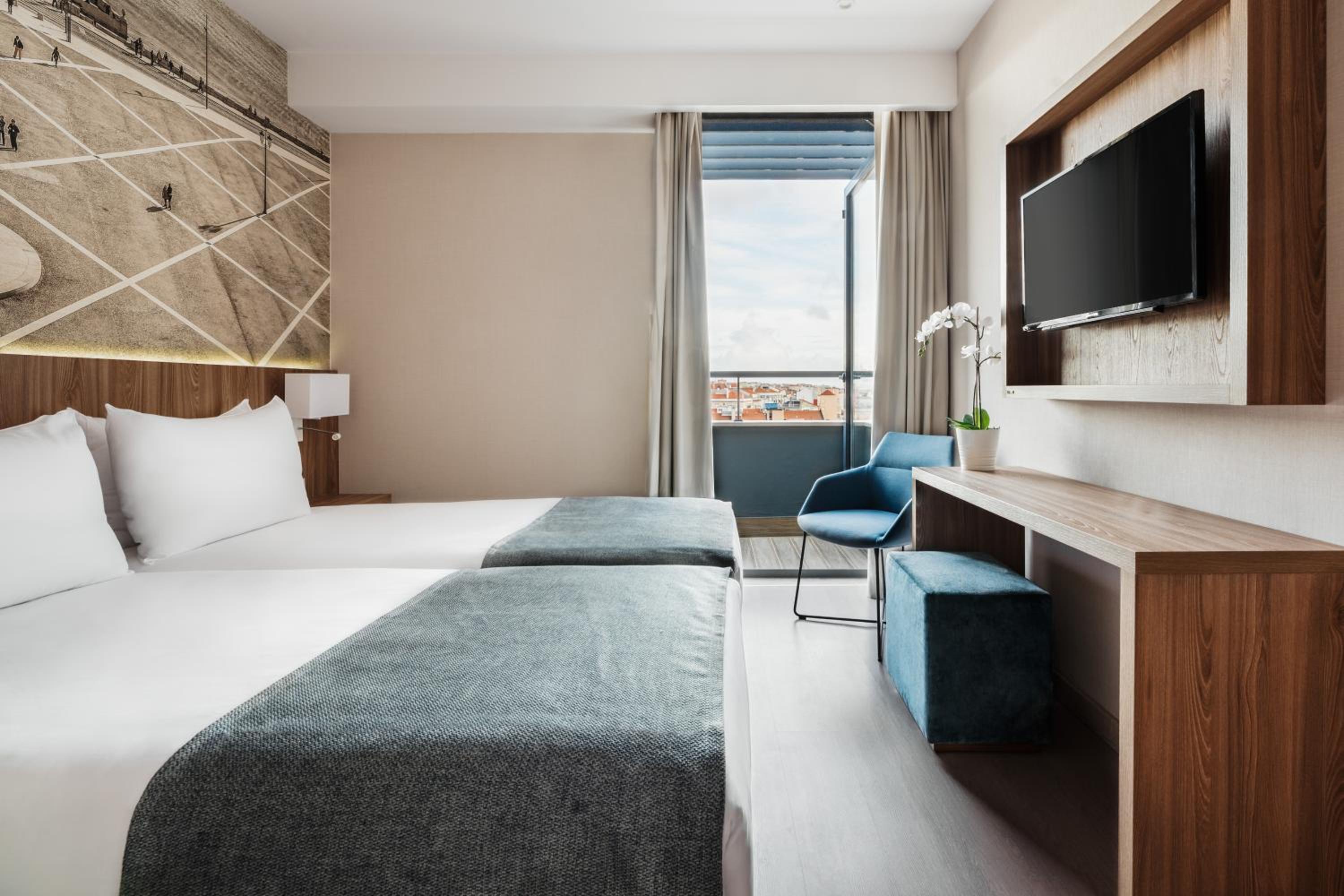Double or Twin Room - Photo 16
