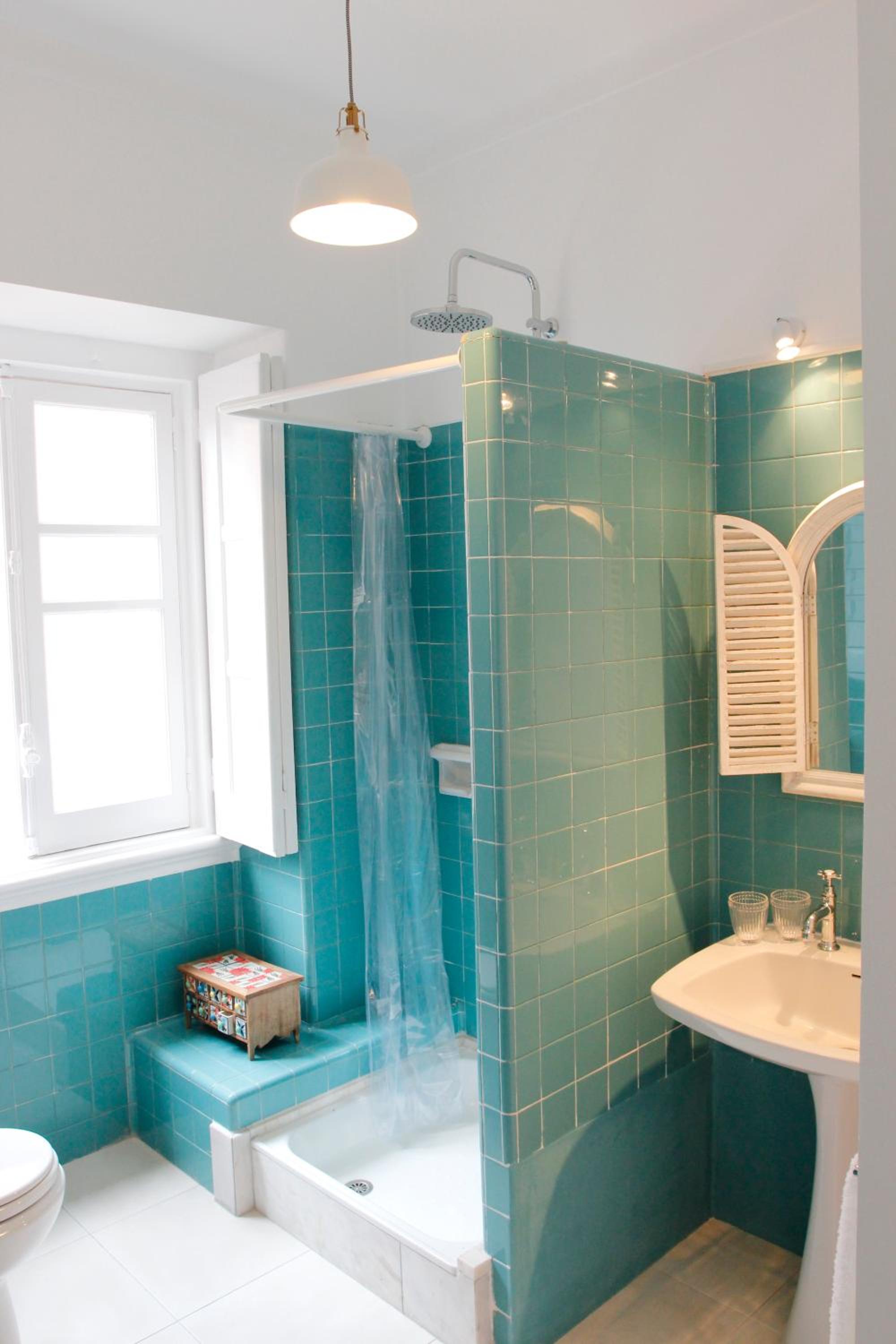 Twin Room with Shared Bathroom photo 3