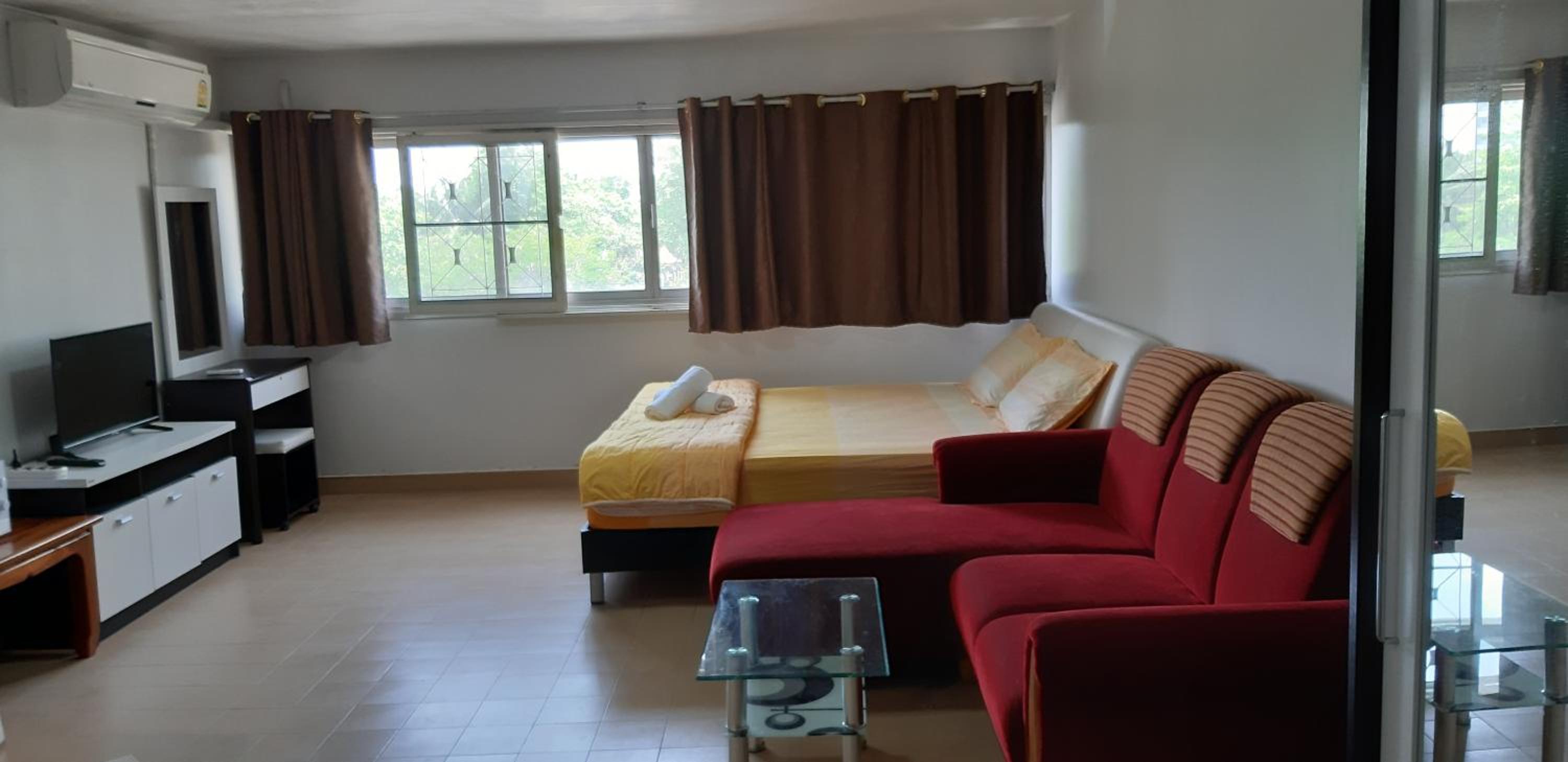 Apartment - Photo 18