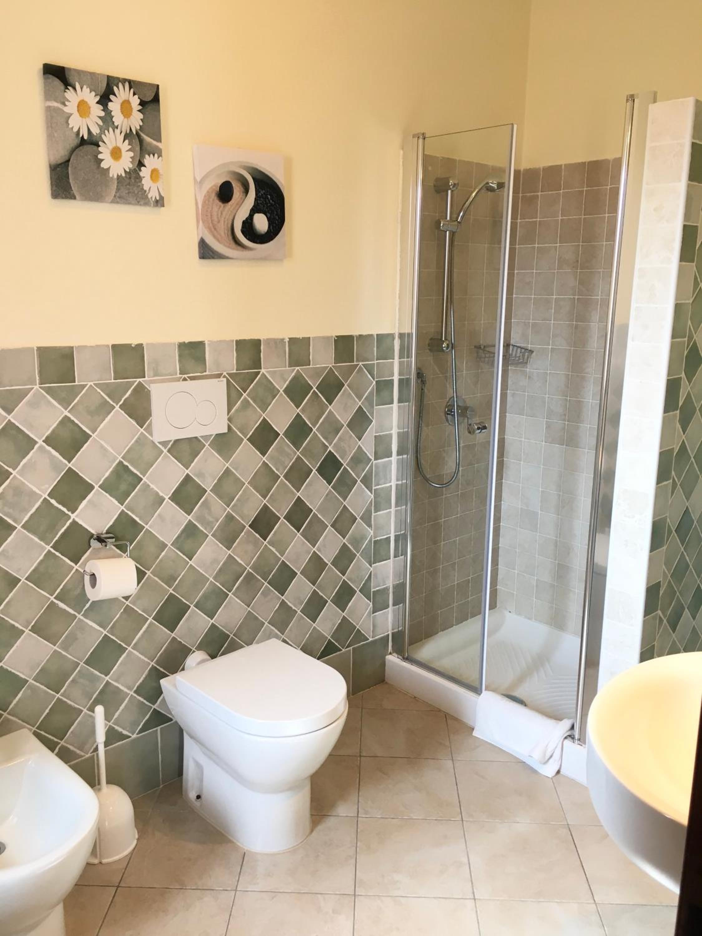 Triple Room With Private Bathroom photo 3