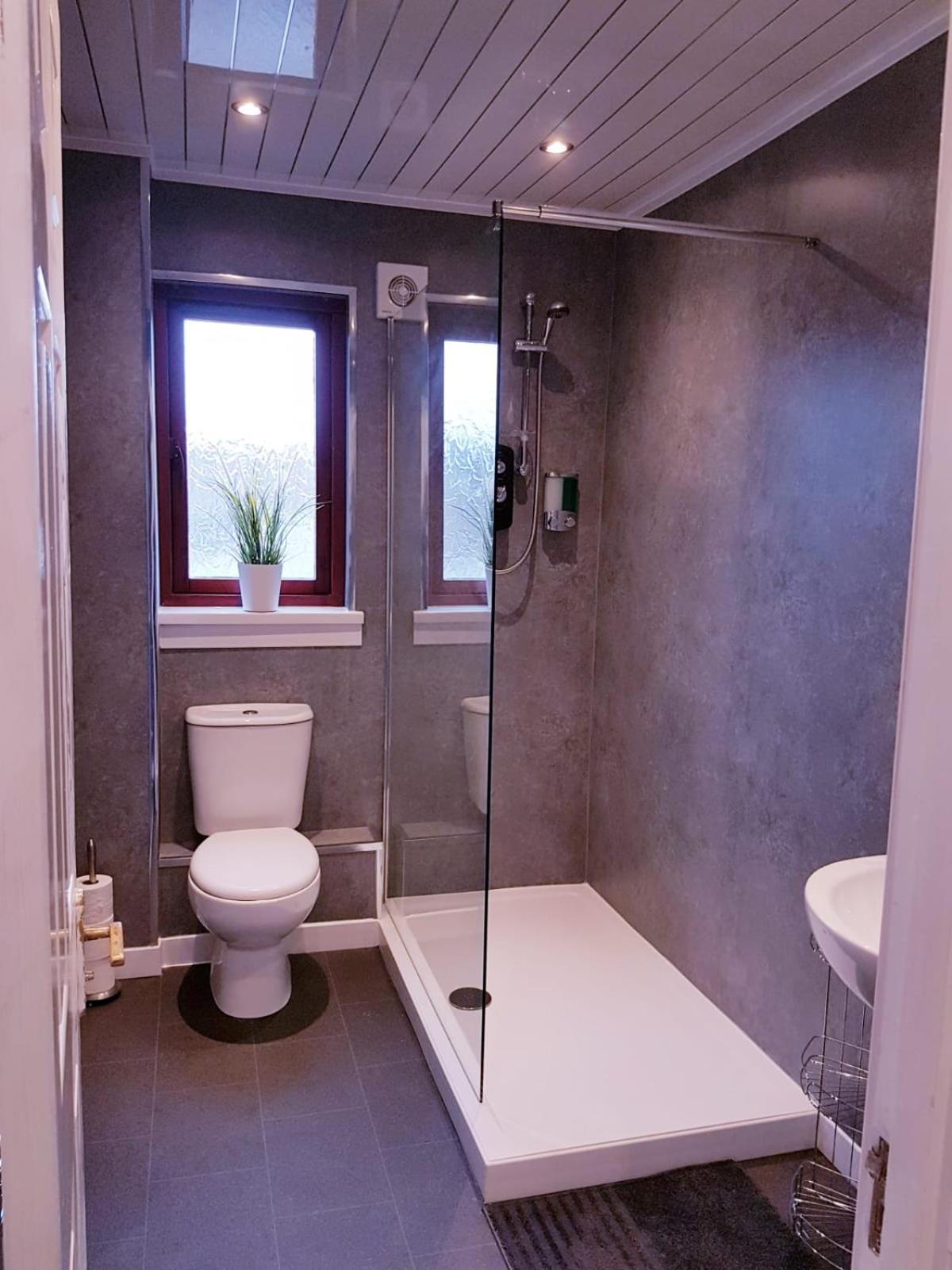 Two-Bedroom Apartment - Photo 9