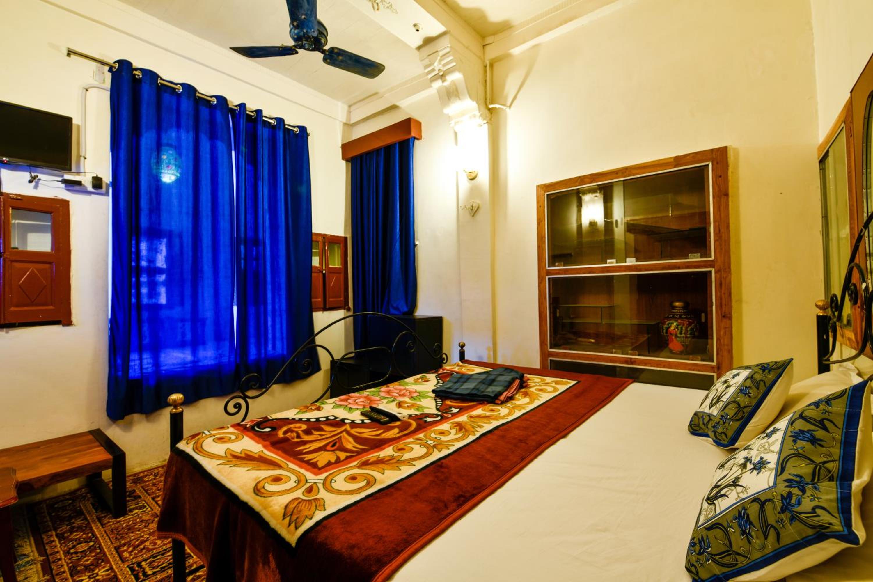 Superior King Room photo 1