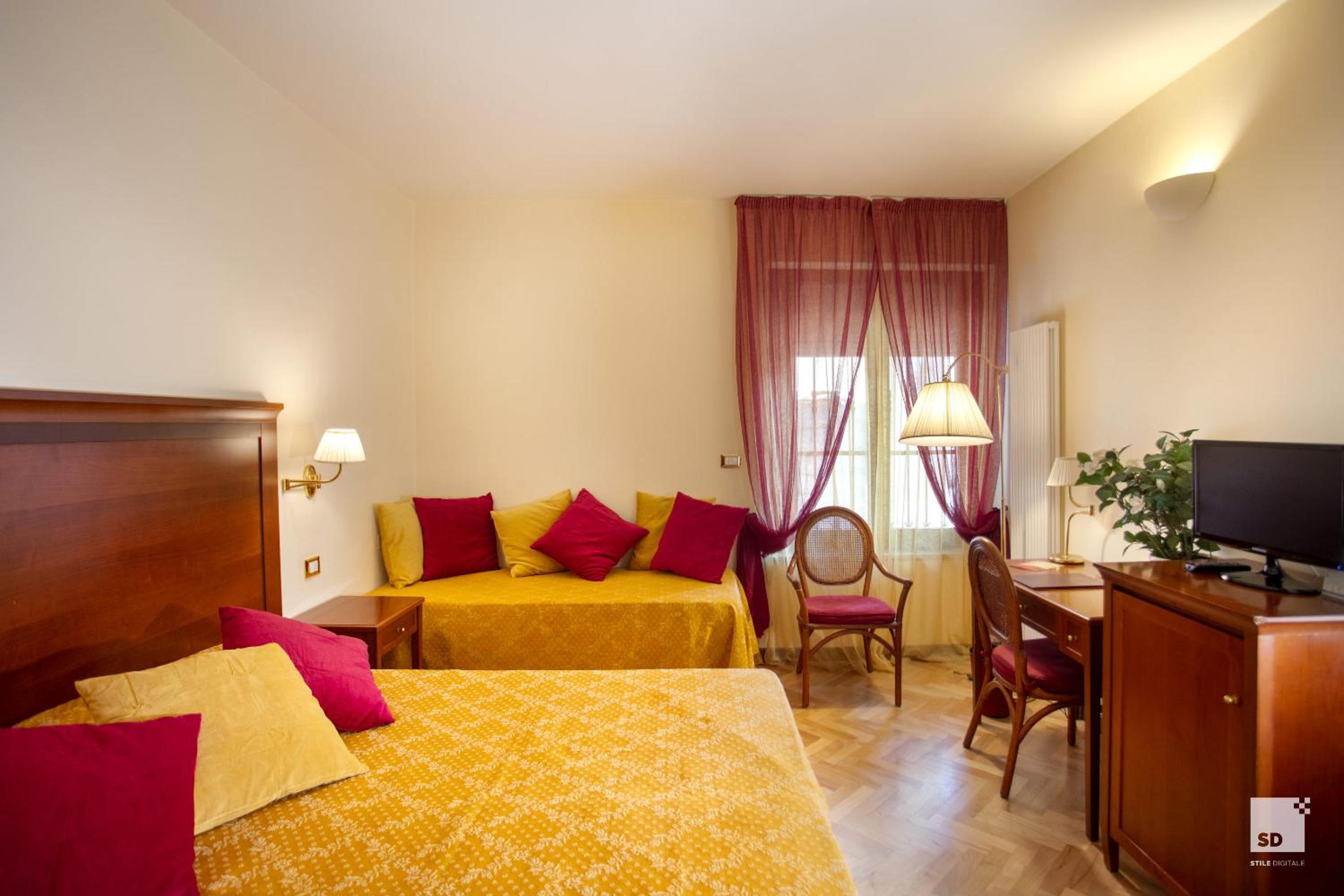 Triple Room - Photo 3