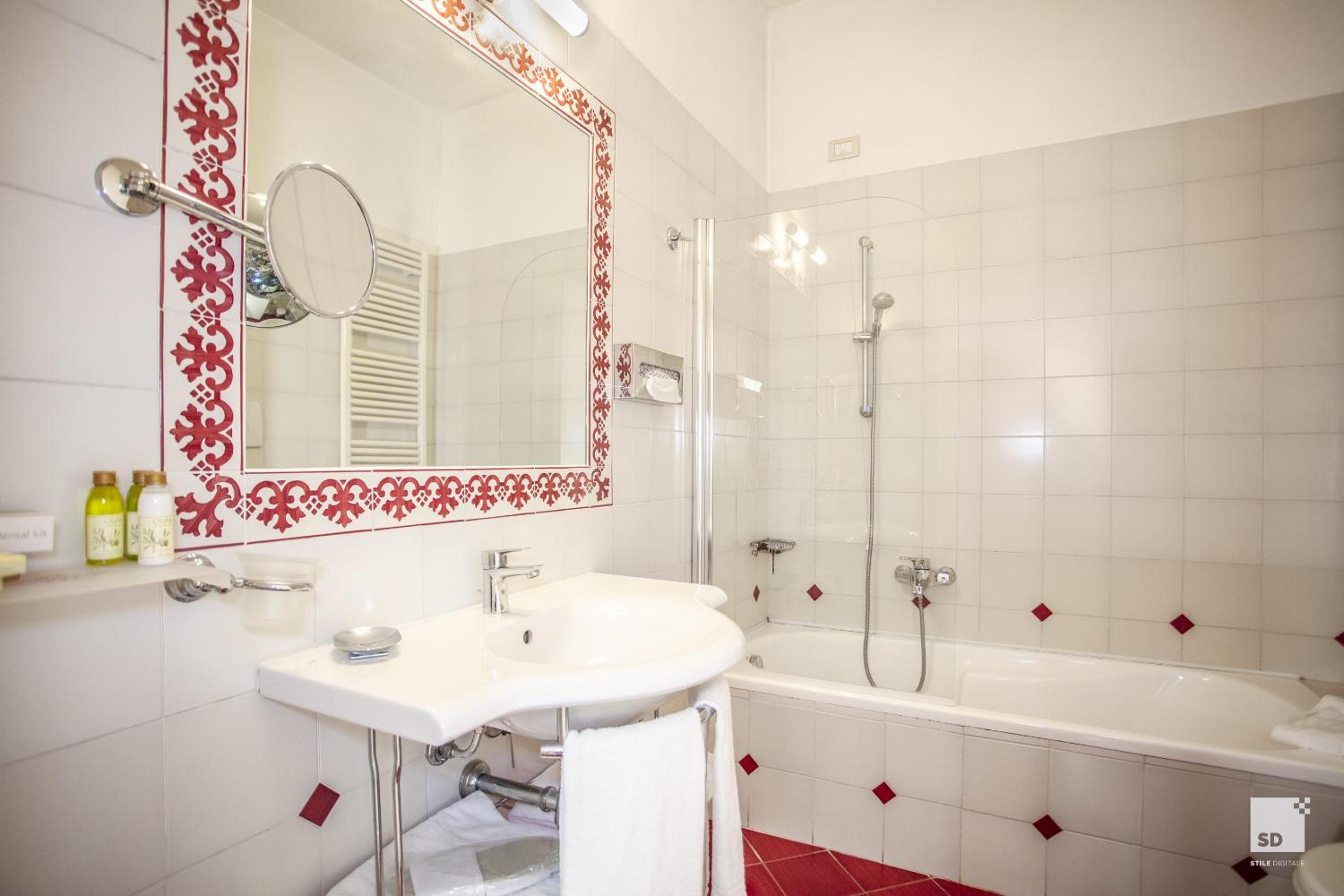 Junior Suite - Photo 8