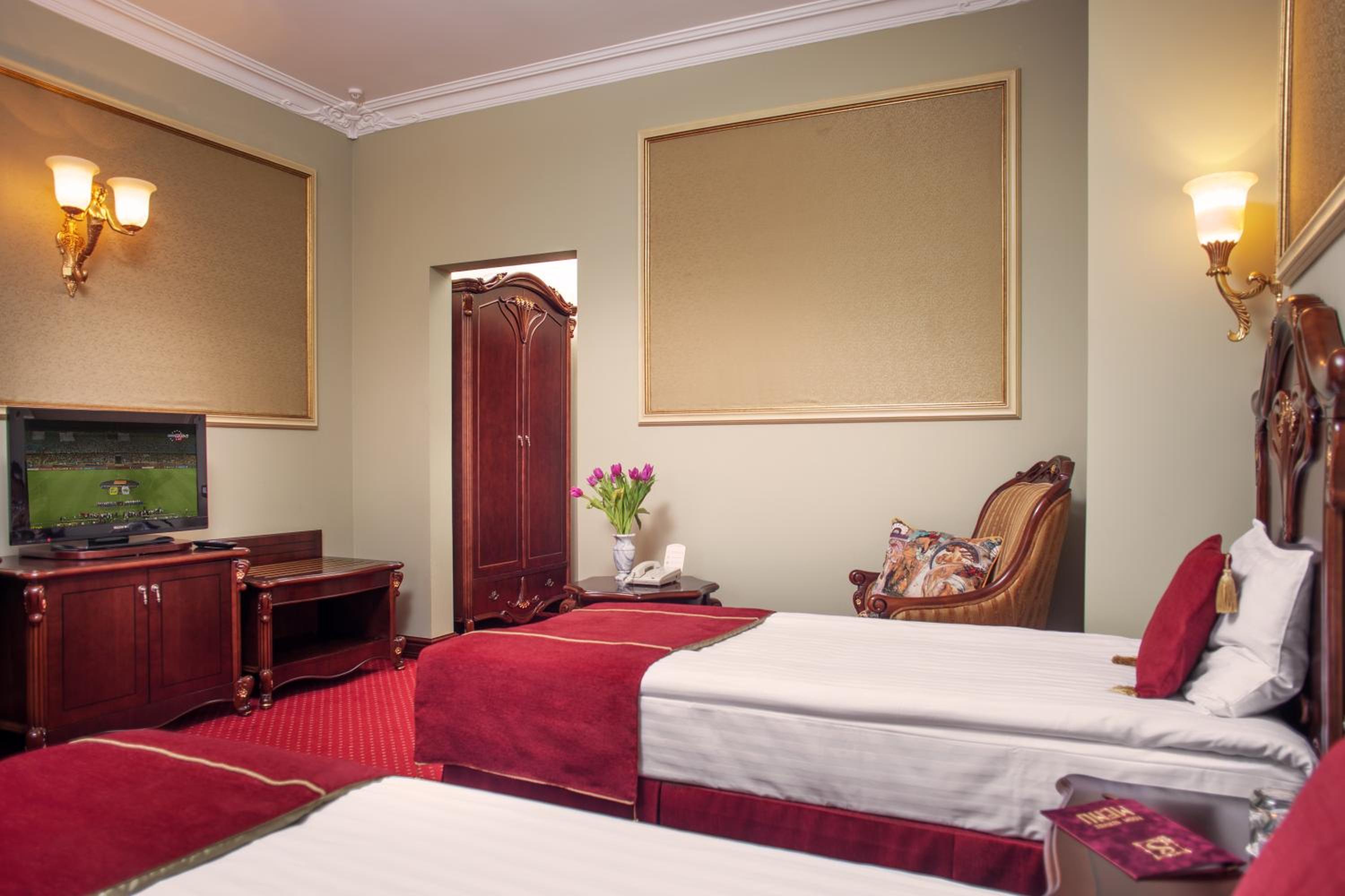 Twin Room - Photo 4